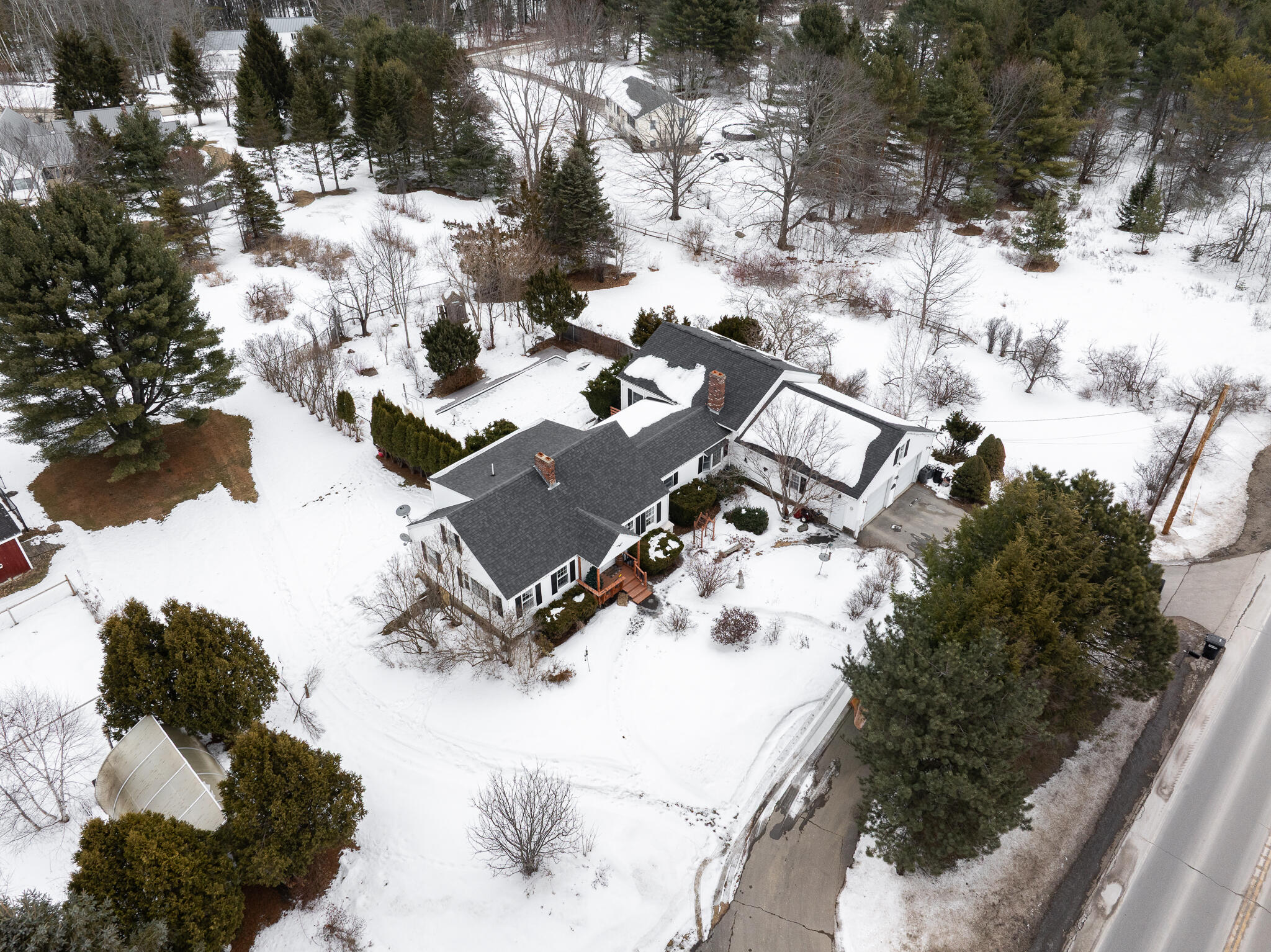 main property photo 35