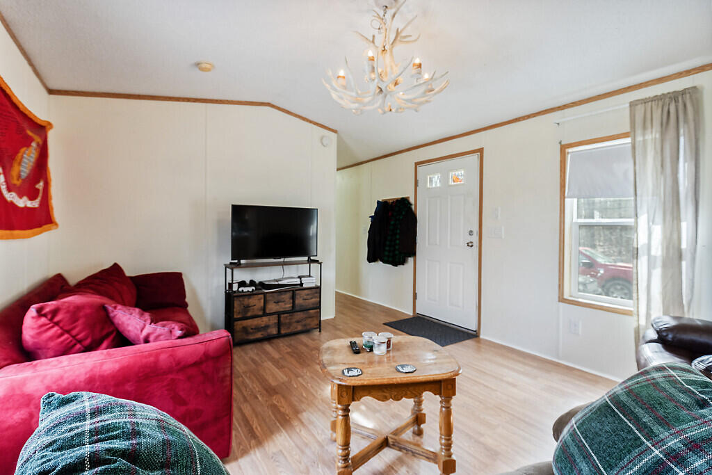 property viewer photo 7