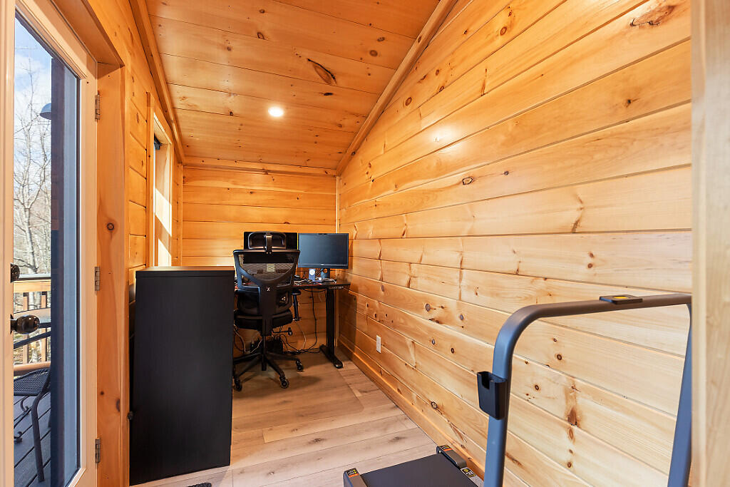 main property photo 48