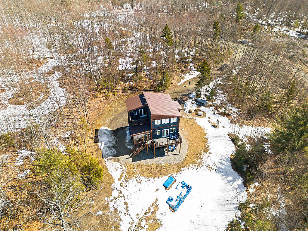 main property photo 81