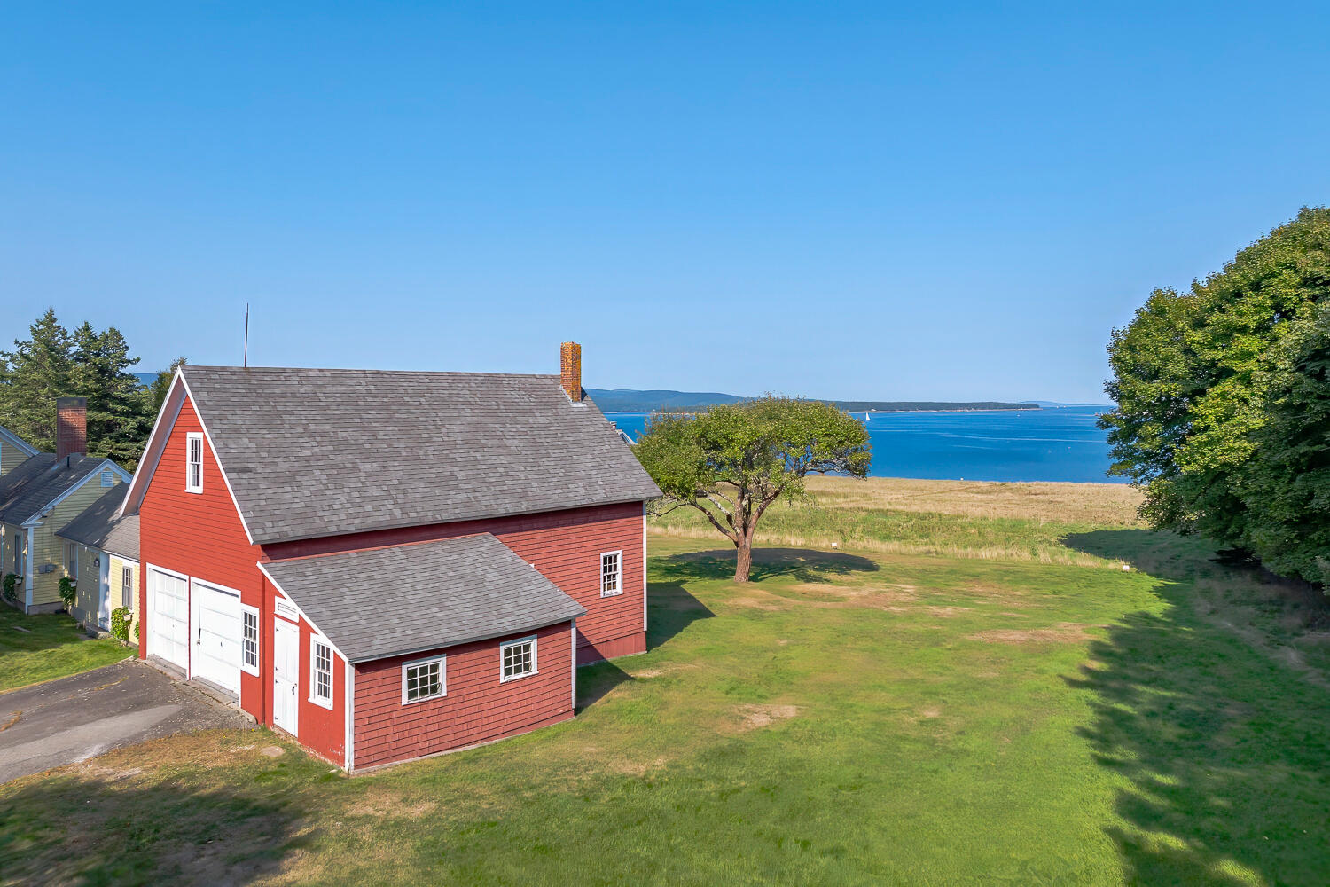 main property photo 46