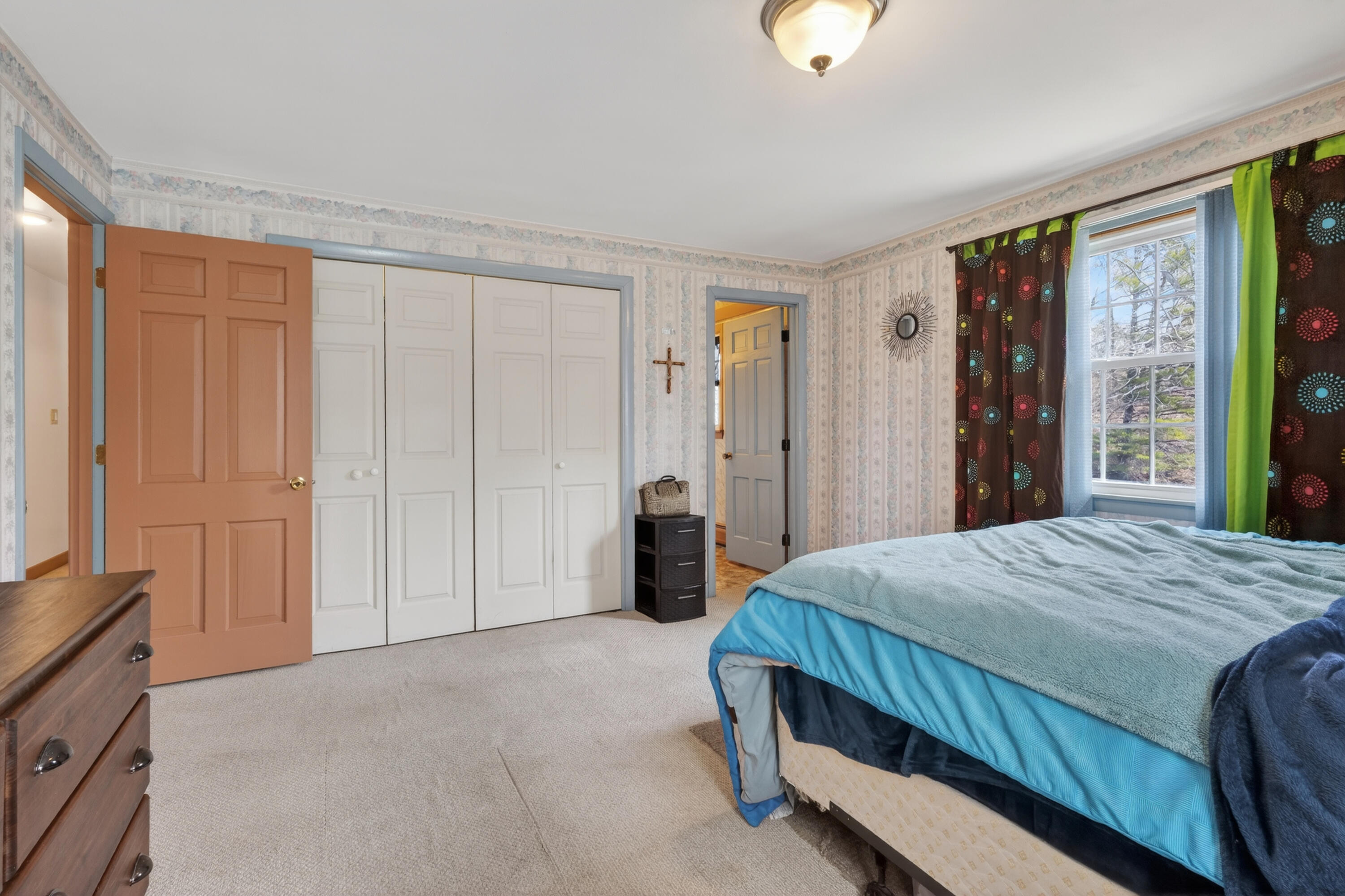 main property photo 41