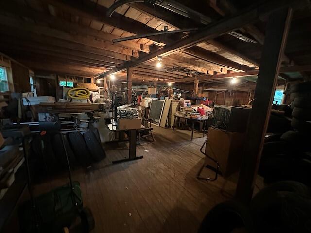 main property photo 6