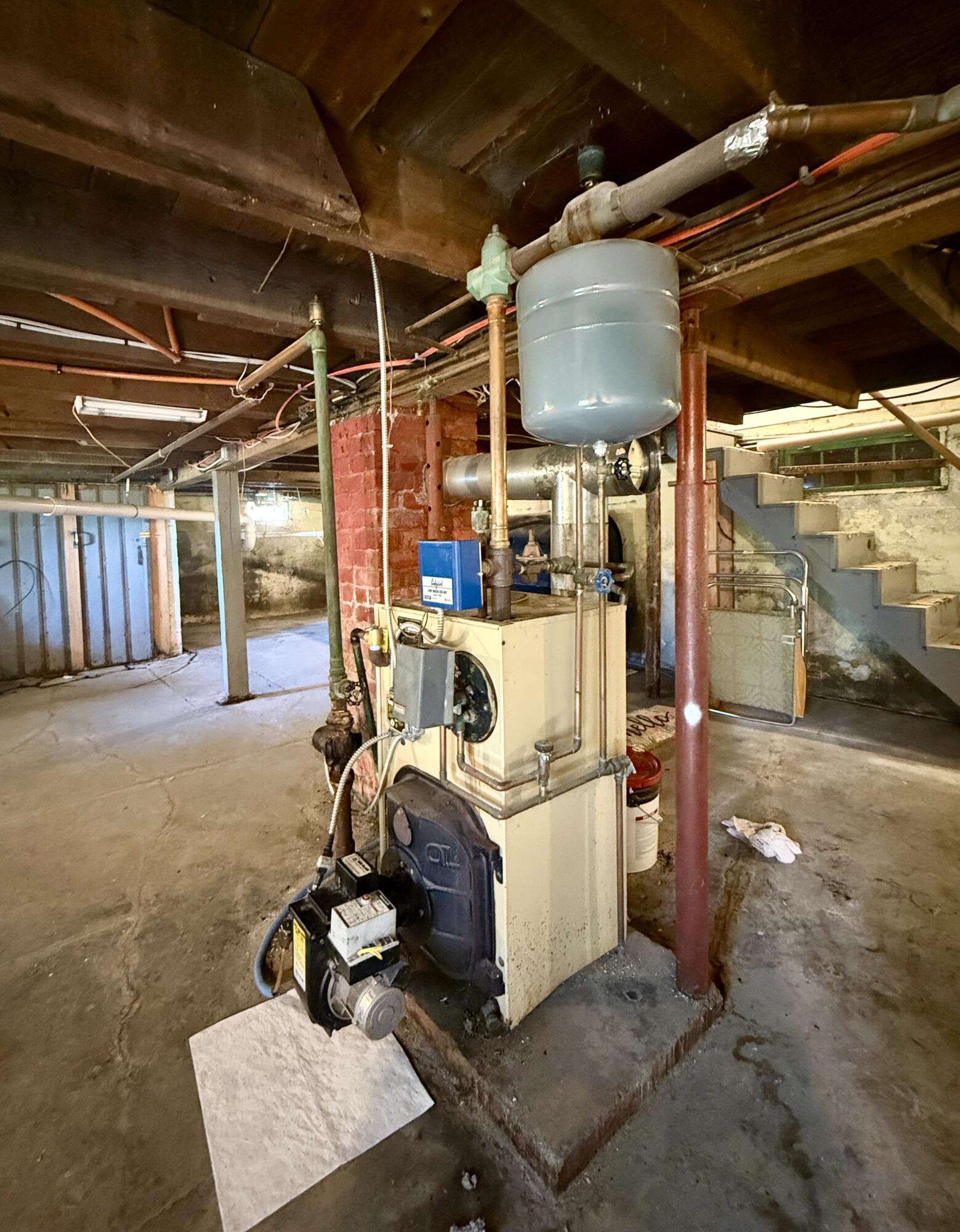 main property photo 90