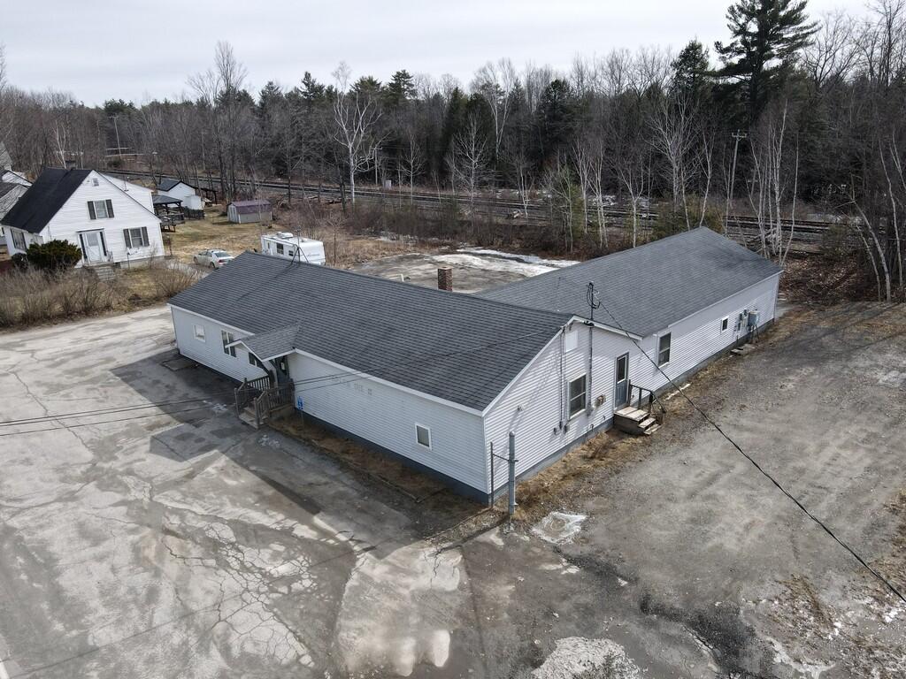 main property photo 36