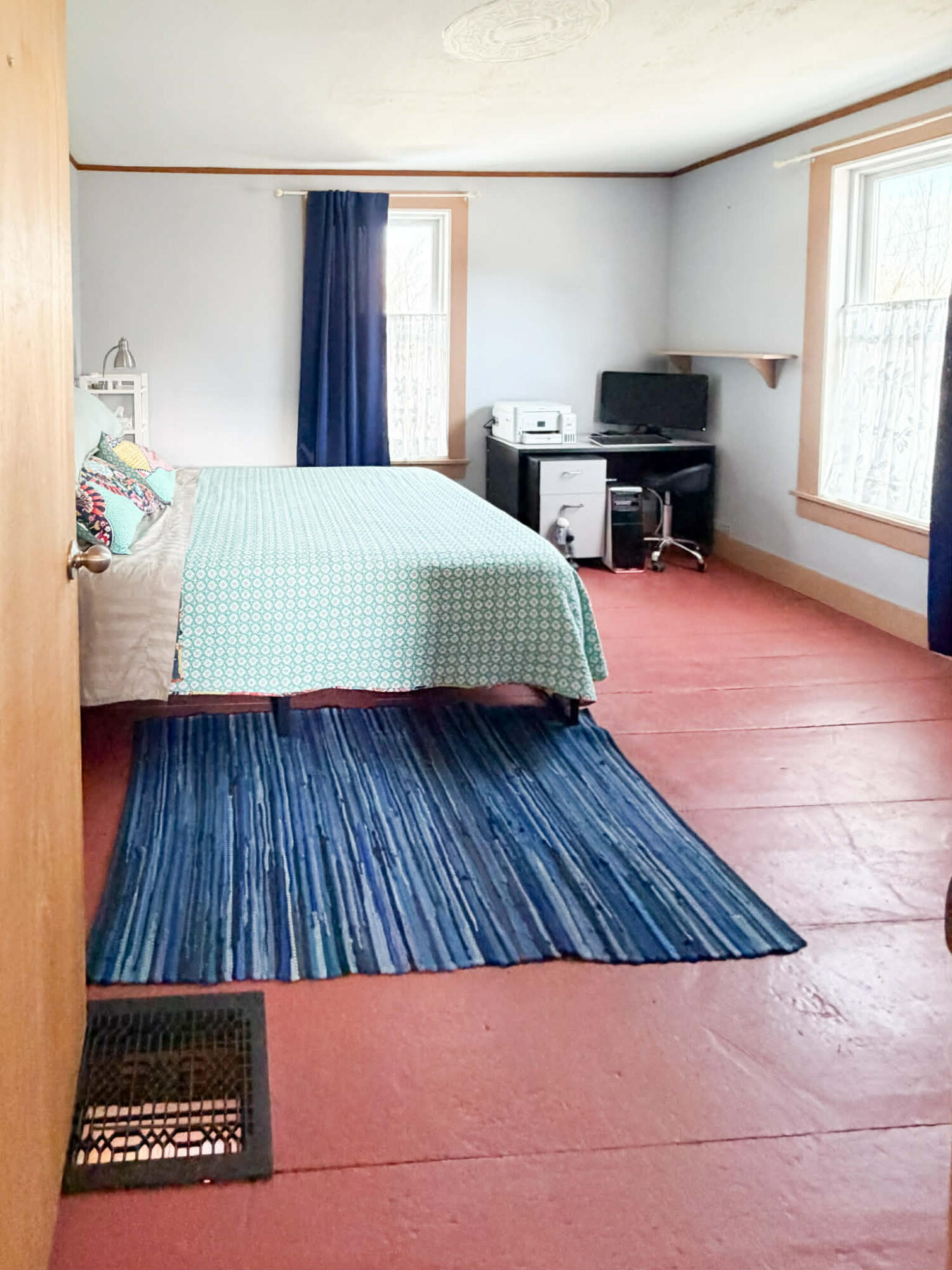 main property photo 30