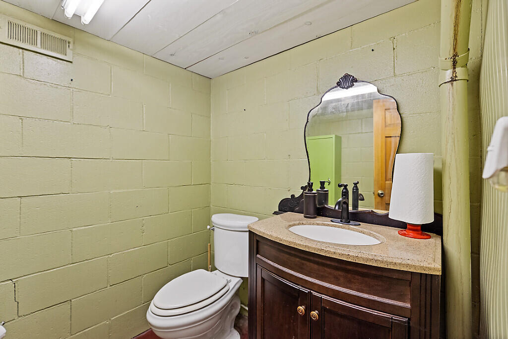 main property photo 52