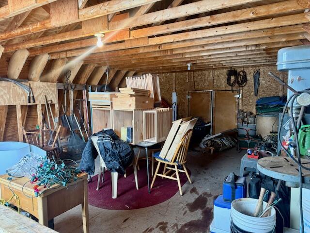 main property photo 45