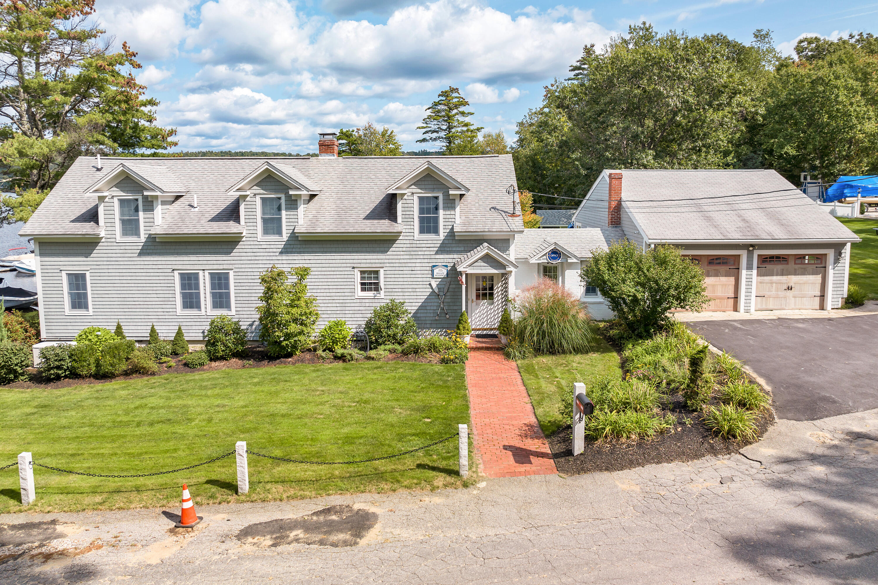 main property photo 16