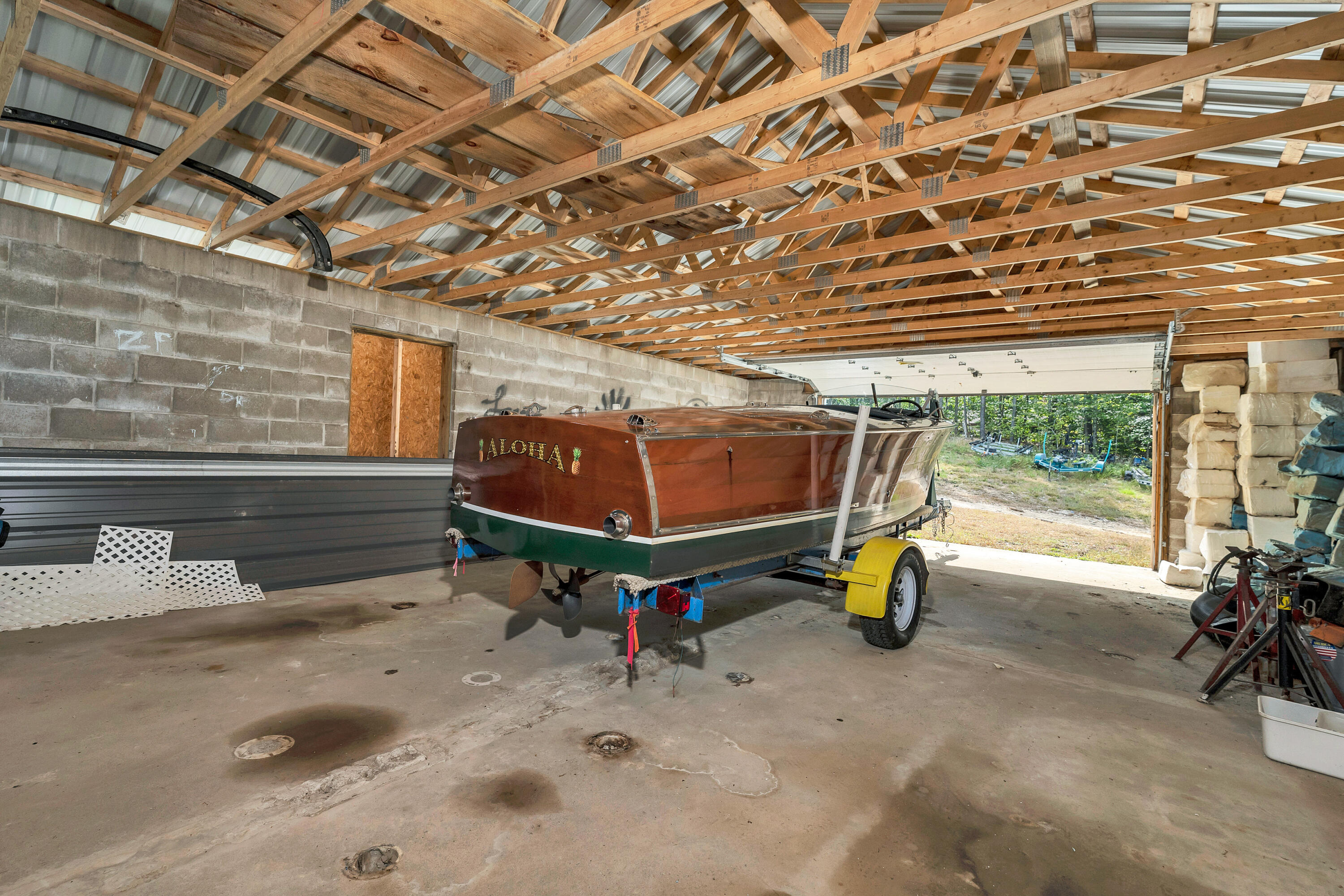 main property photo 88