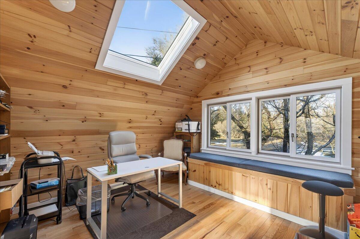 main property photo 111