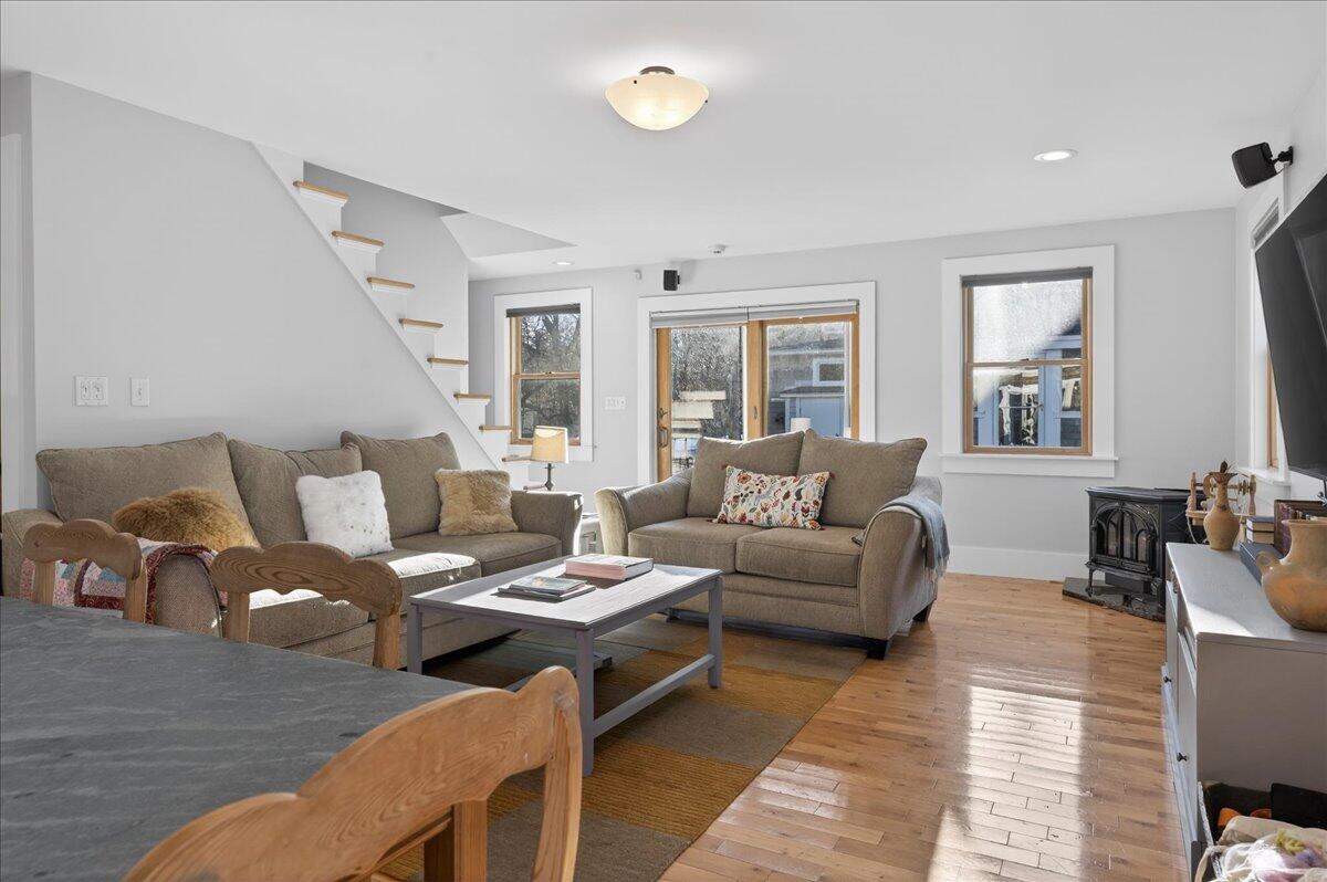 main property photo 76