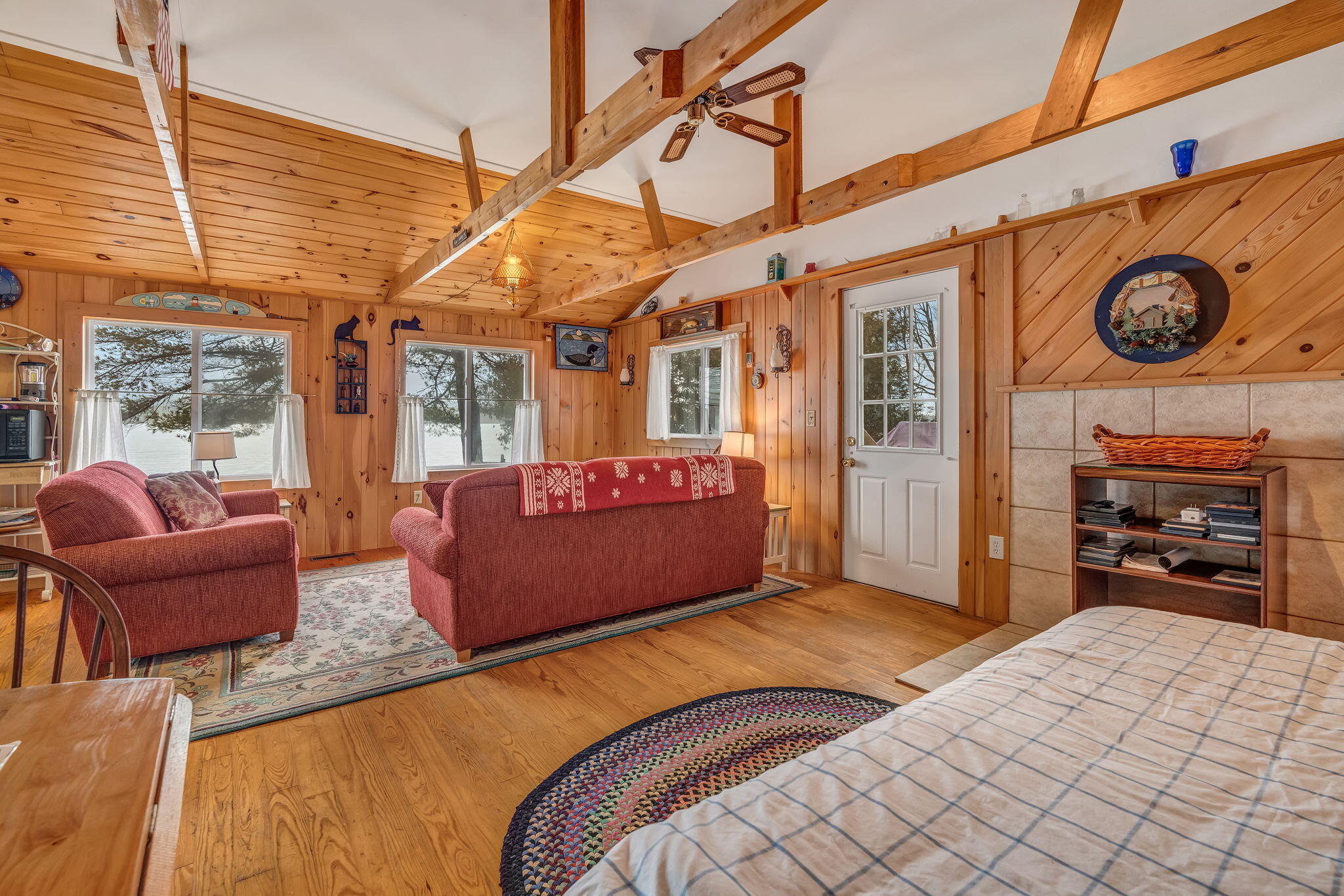 main property photo 50