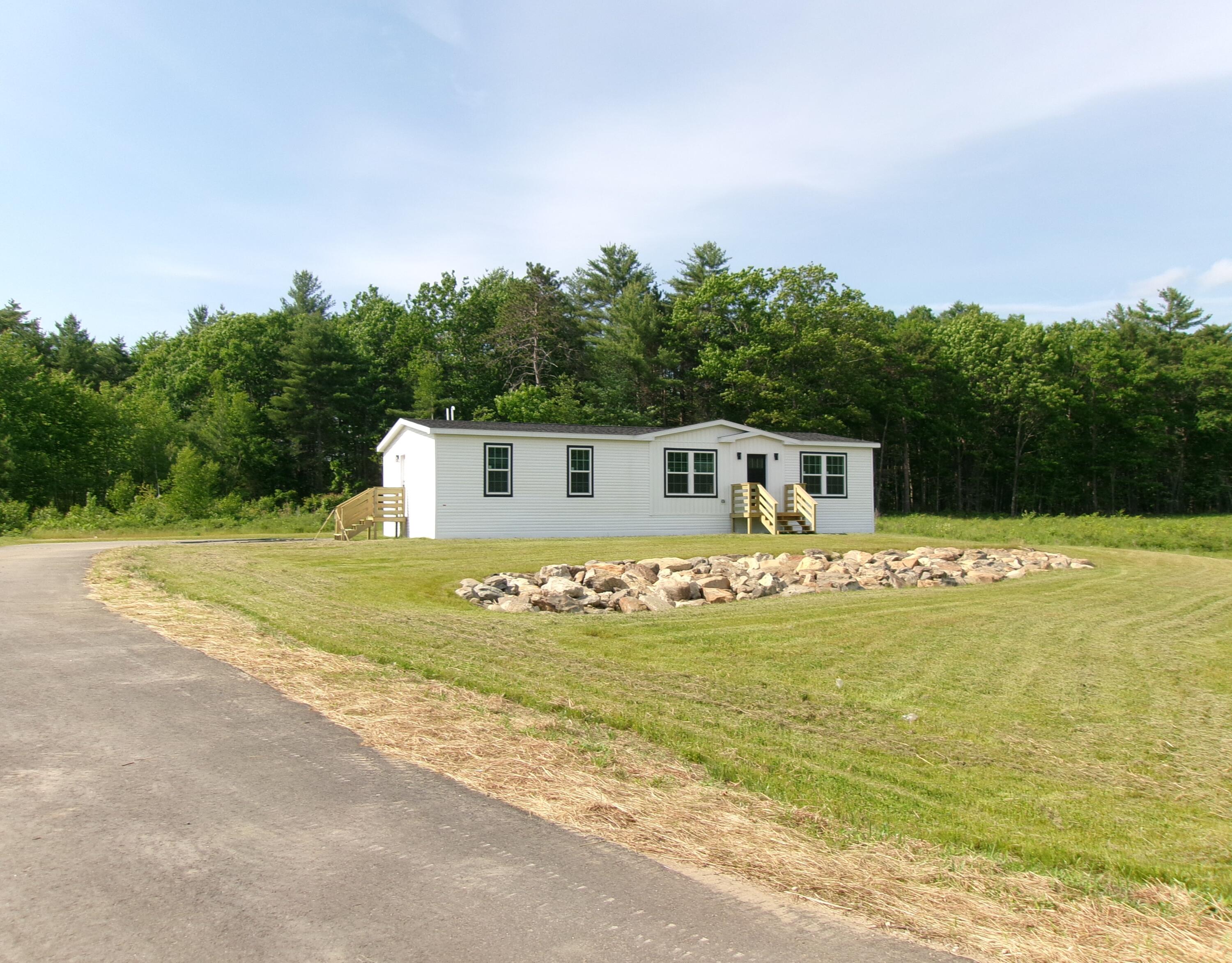 main property photo 28