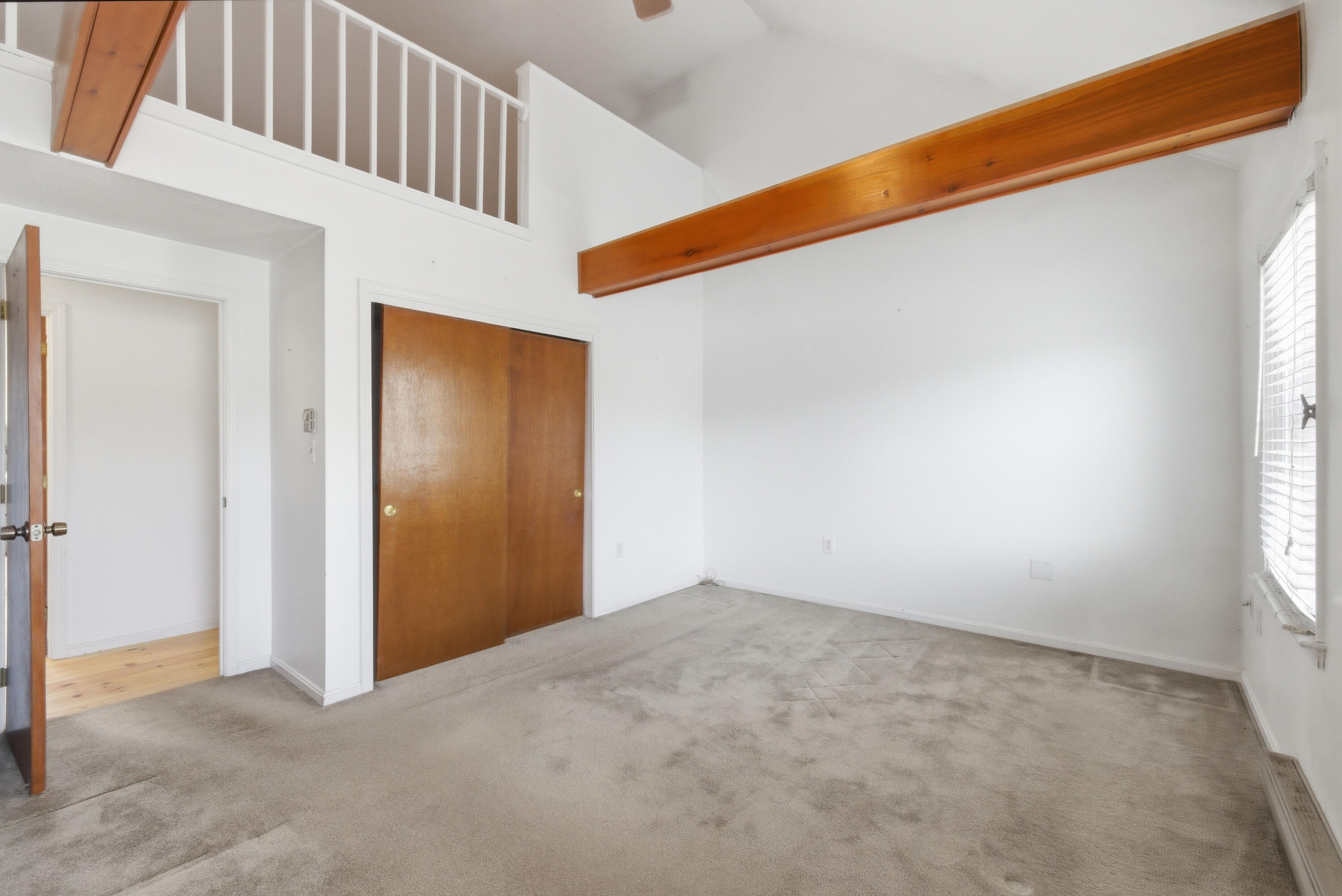property viewer photo 19