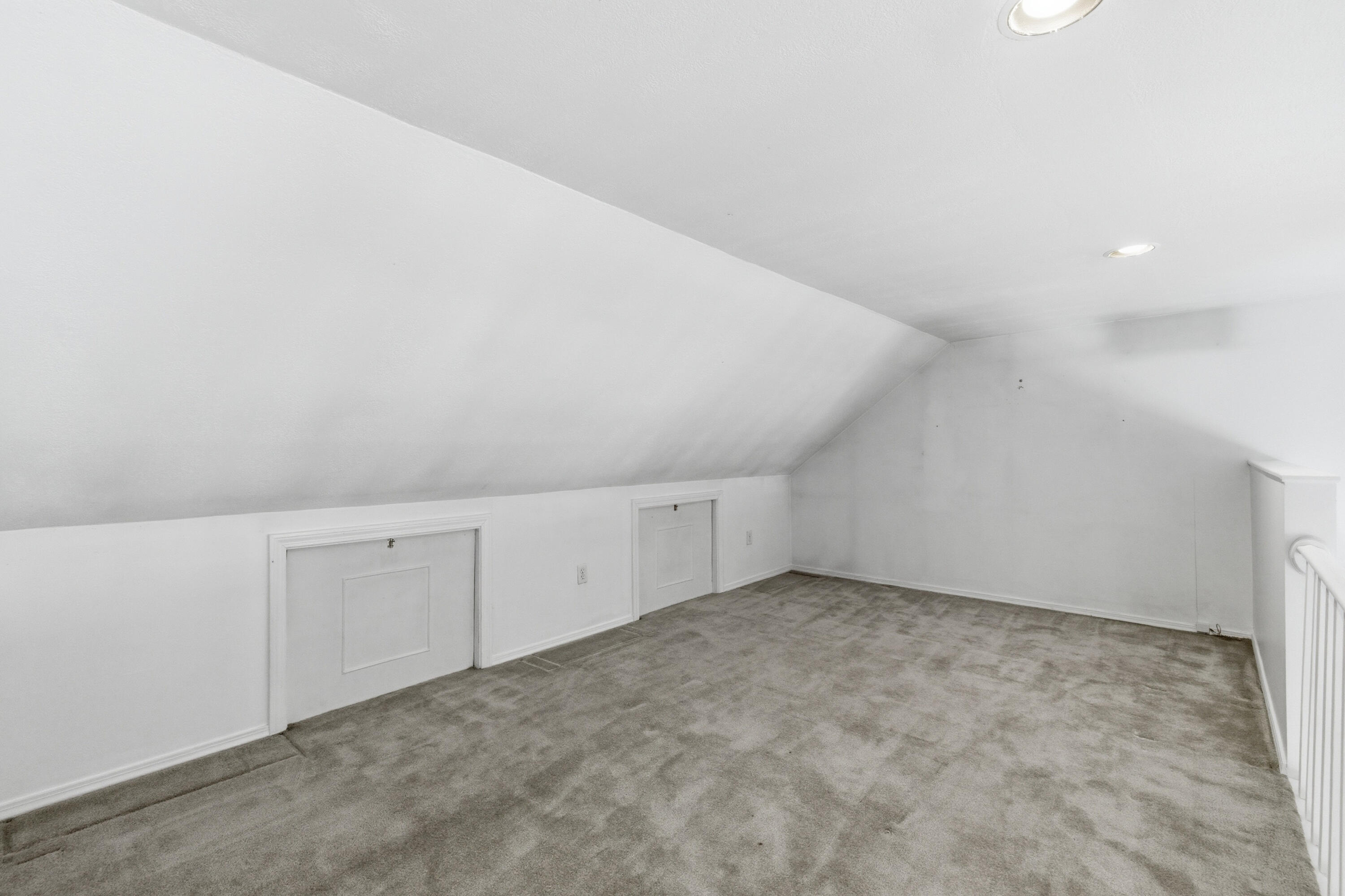property viewer photo 20