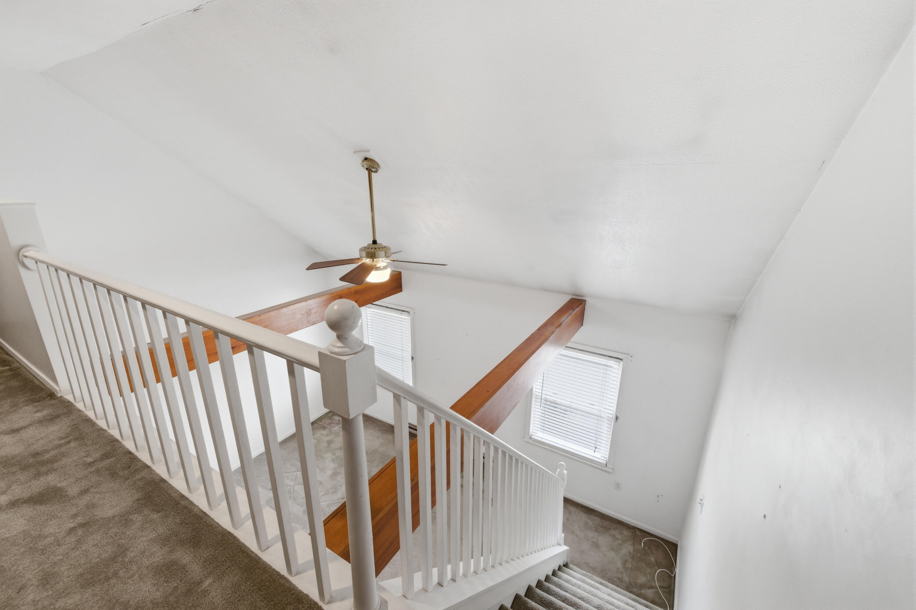 property viewer photo 22