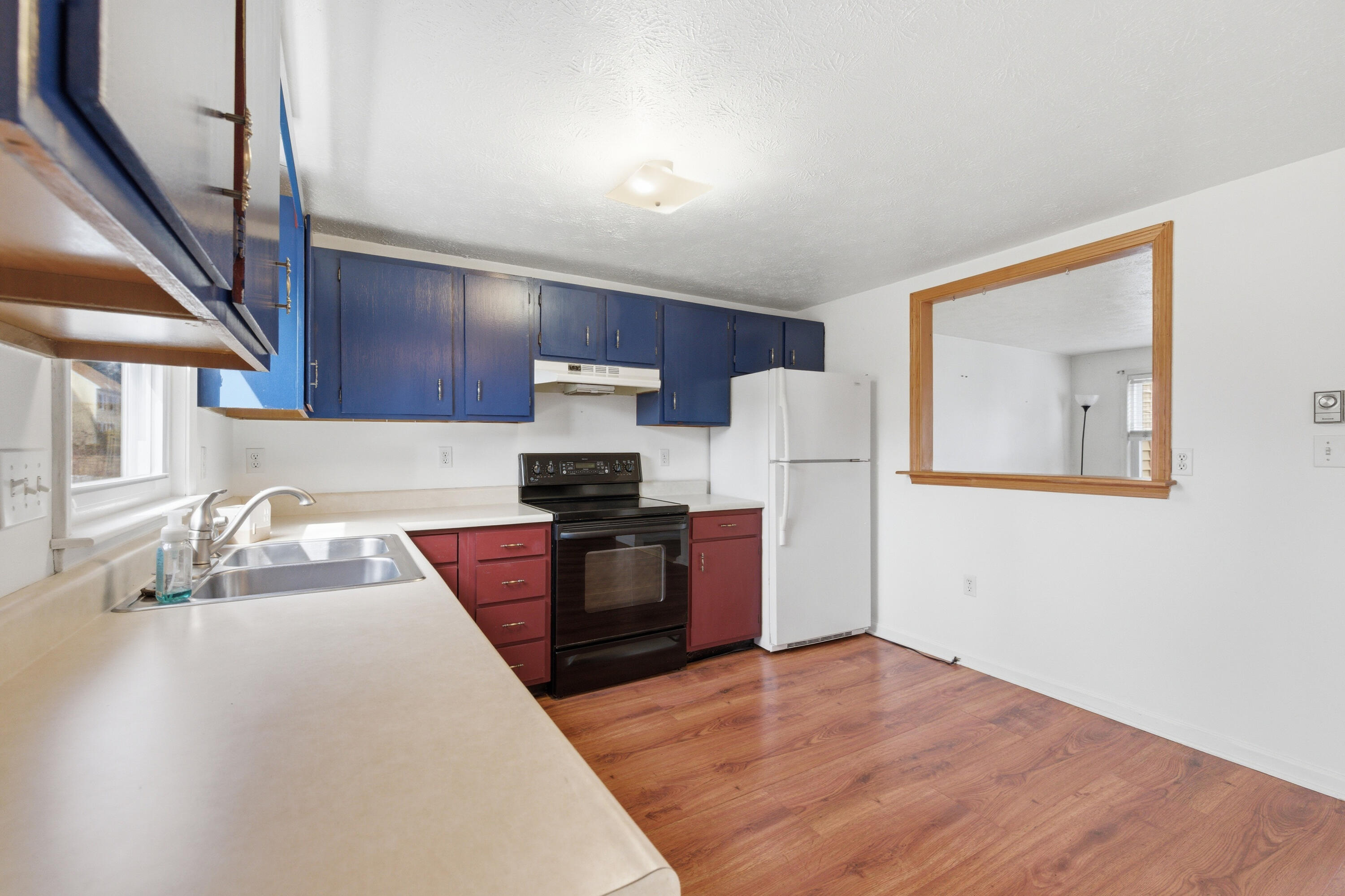 property viewer photo 6