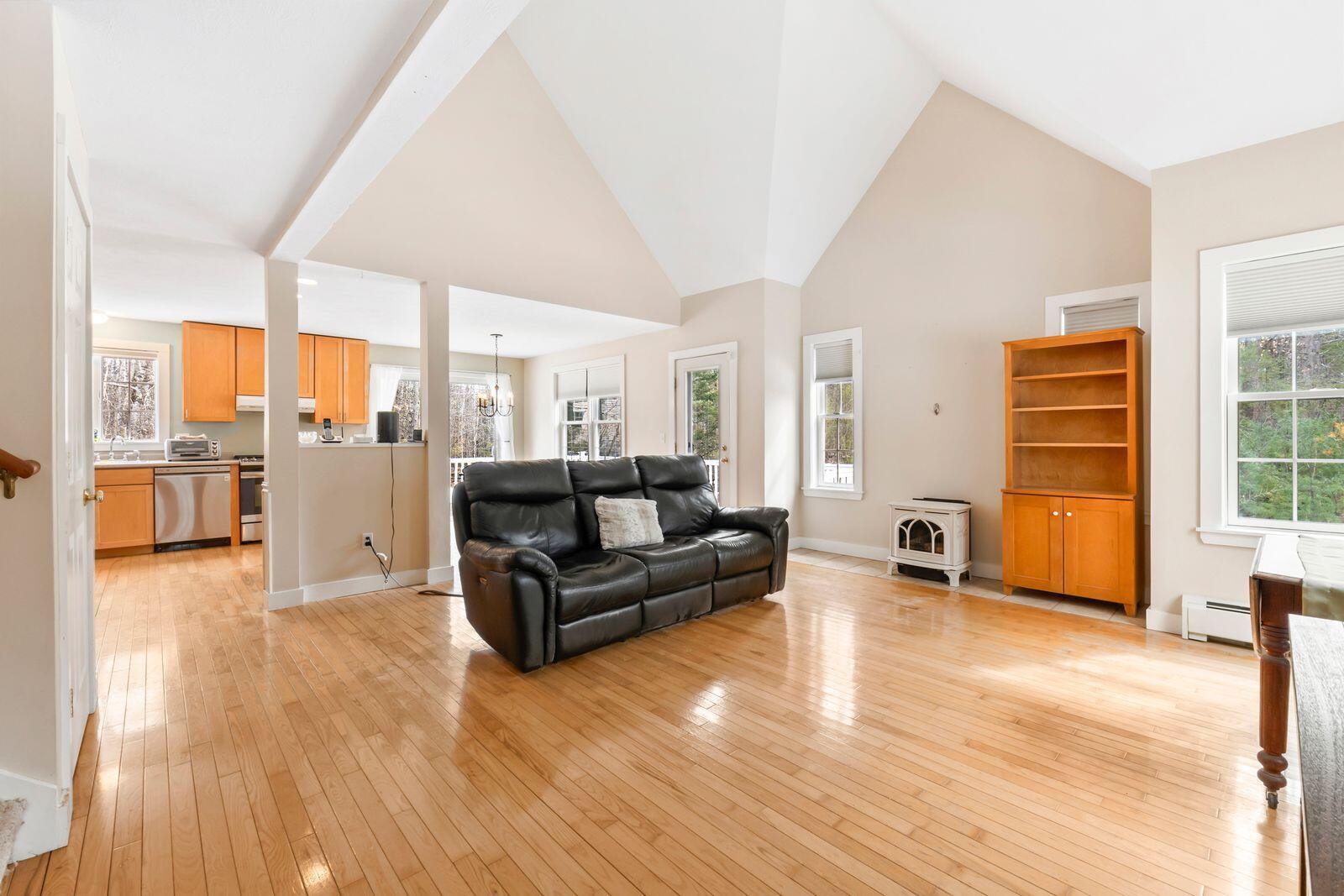 property viewer photo 16