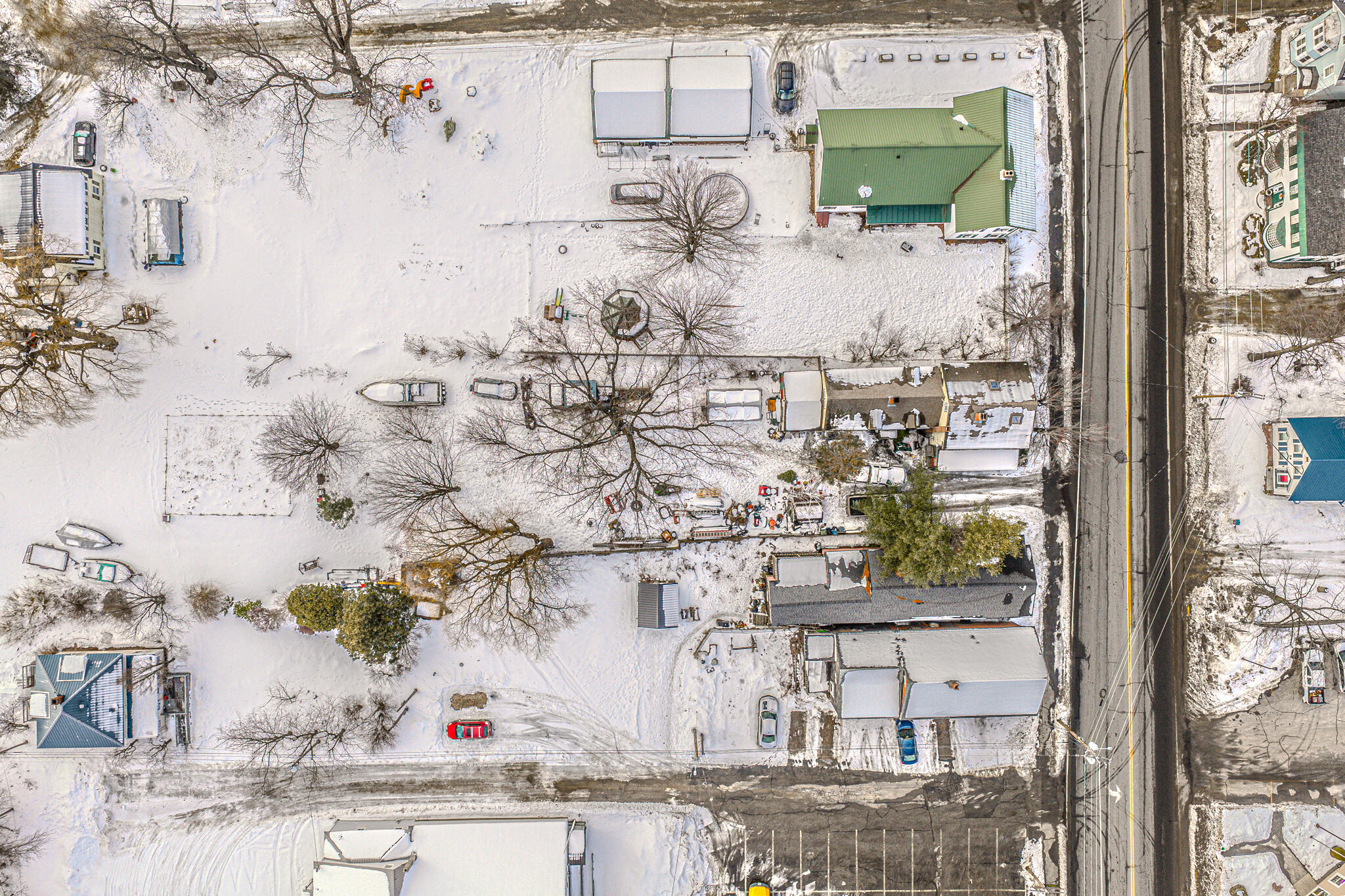 main property photo 13