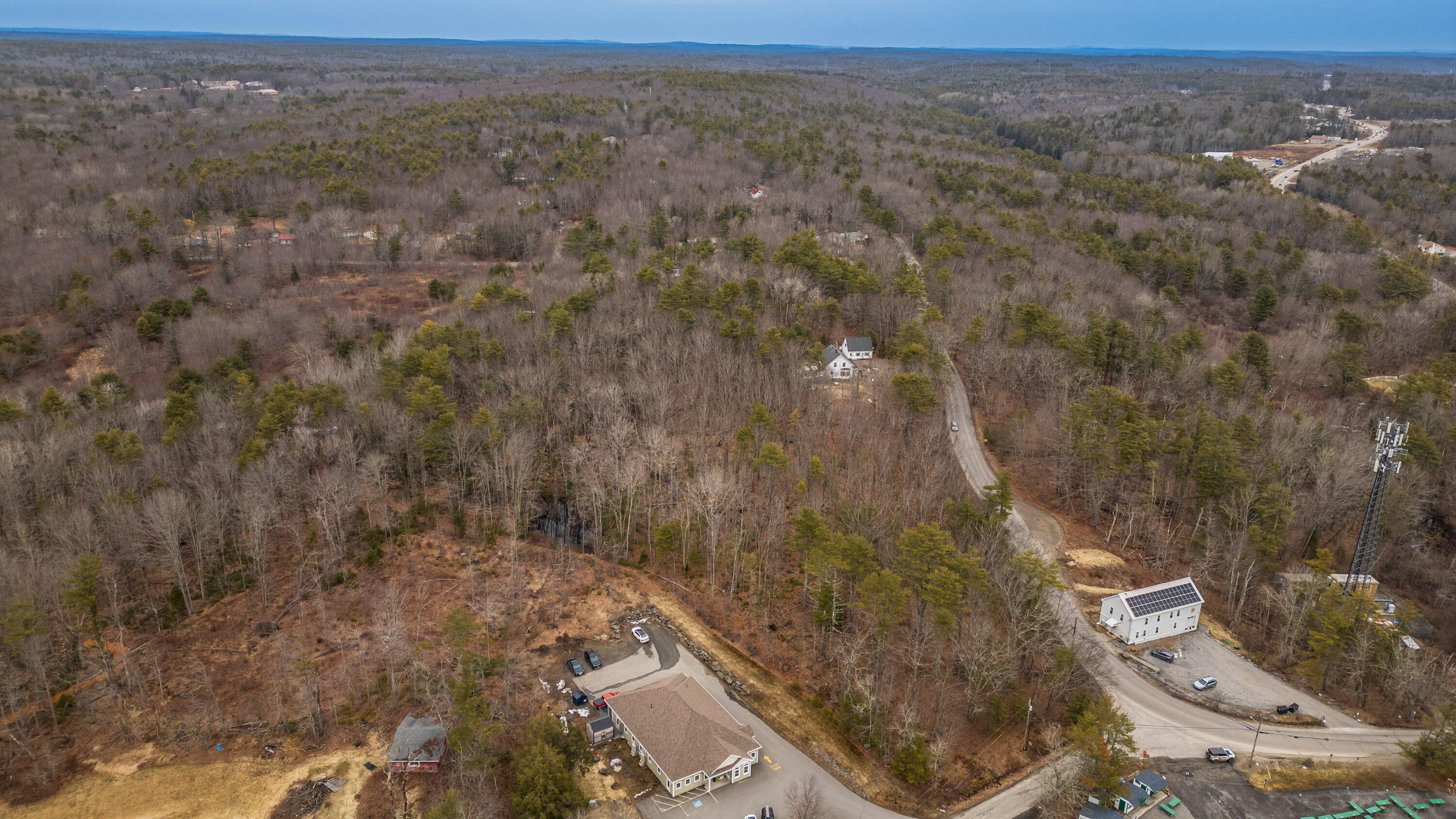 main property photo 30