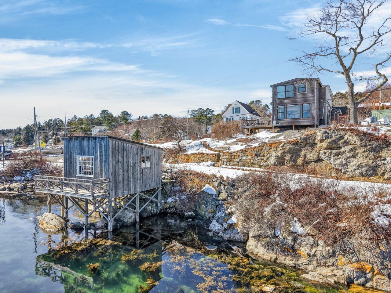main property photo 77