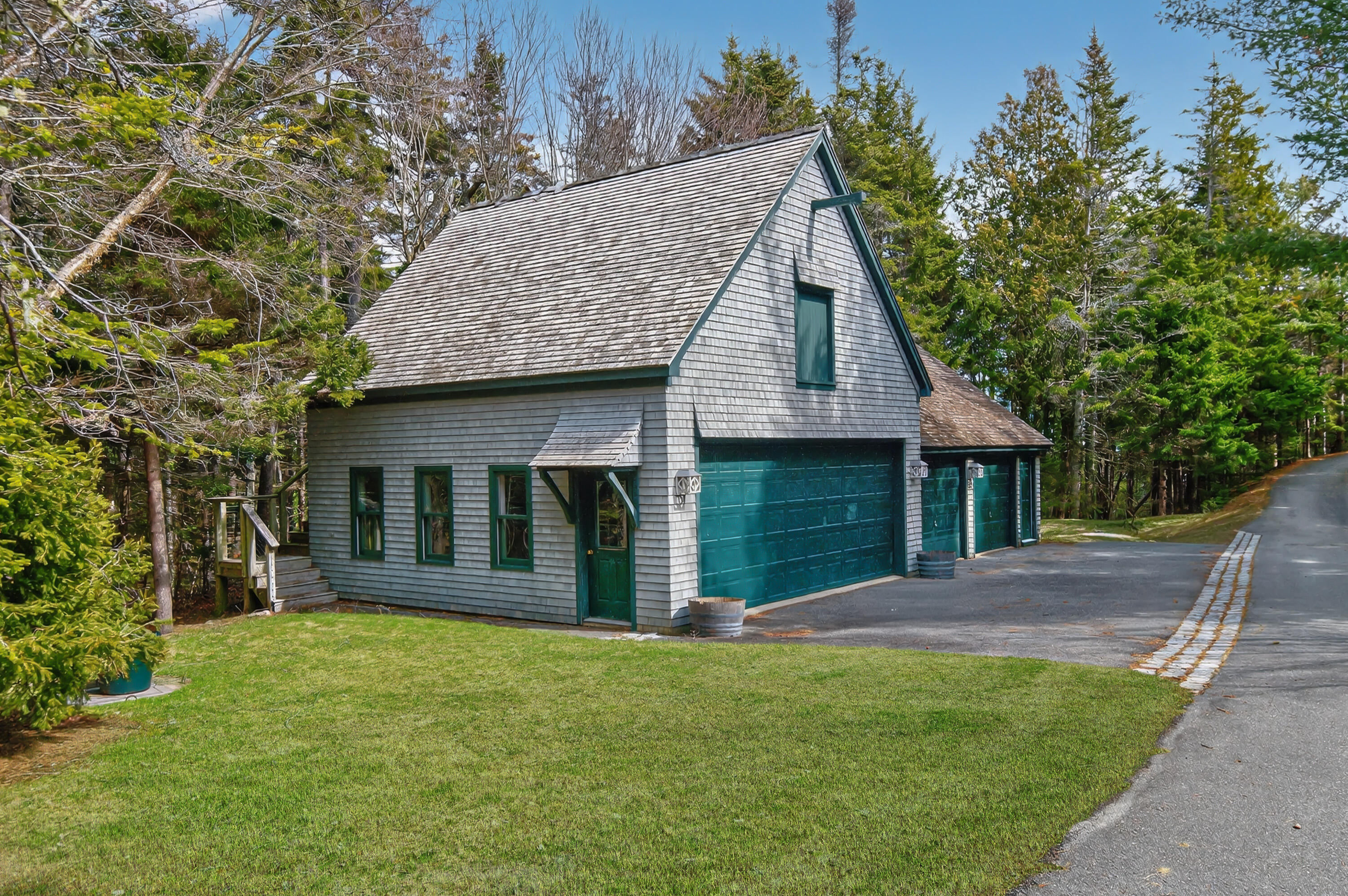 main property photo 45