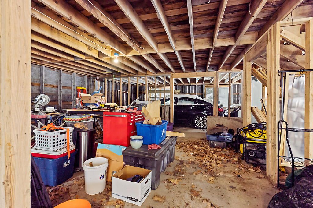 main property photo 104