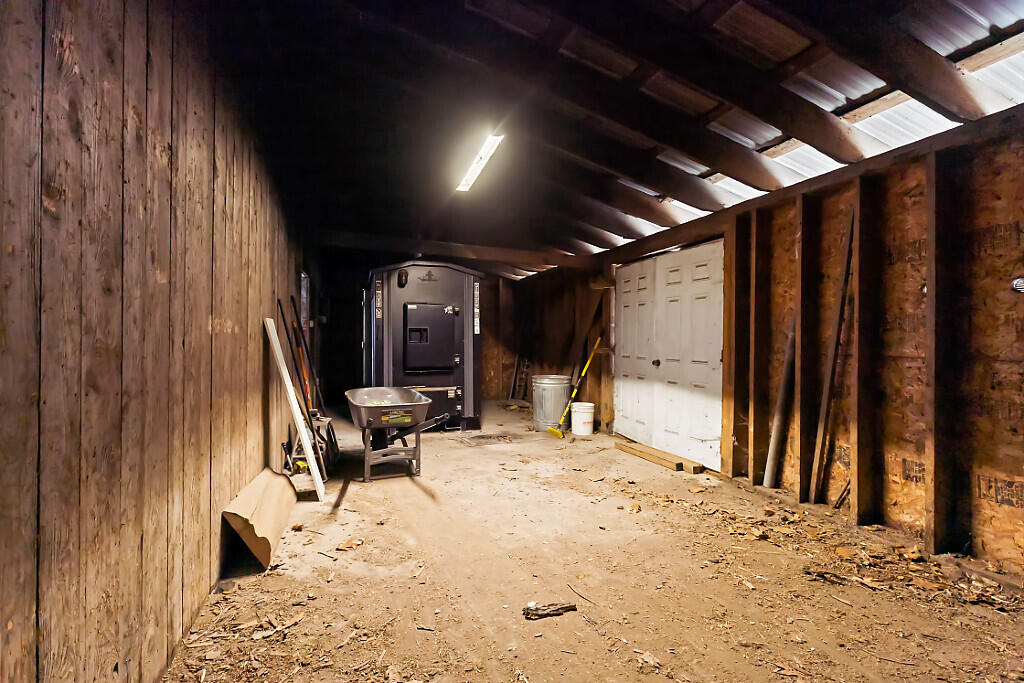 main property photo 107