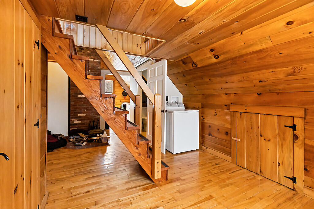 main property photo 92