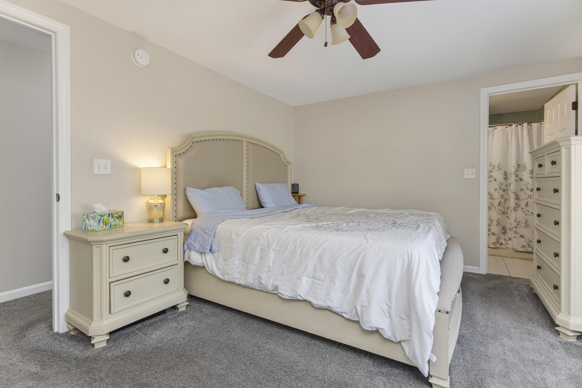 property viewer photo 15