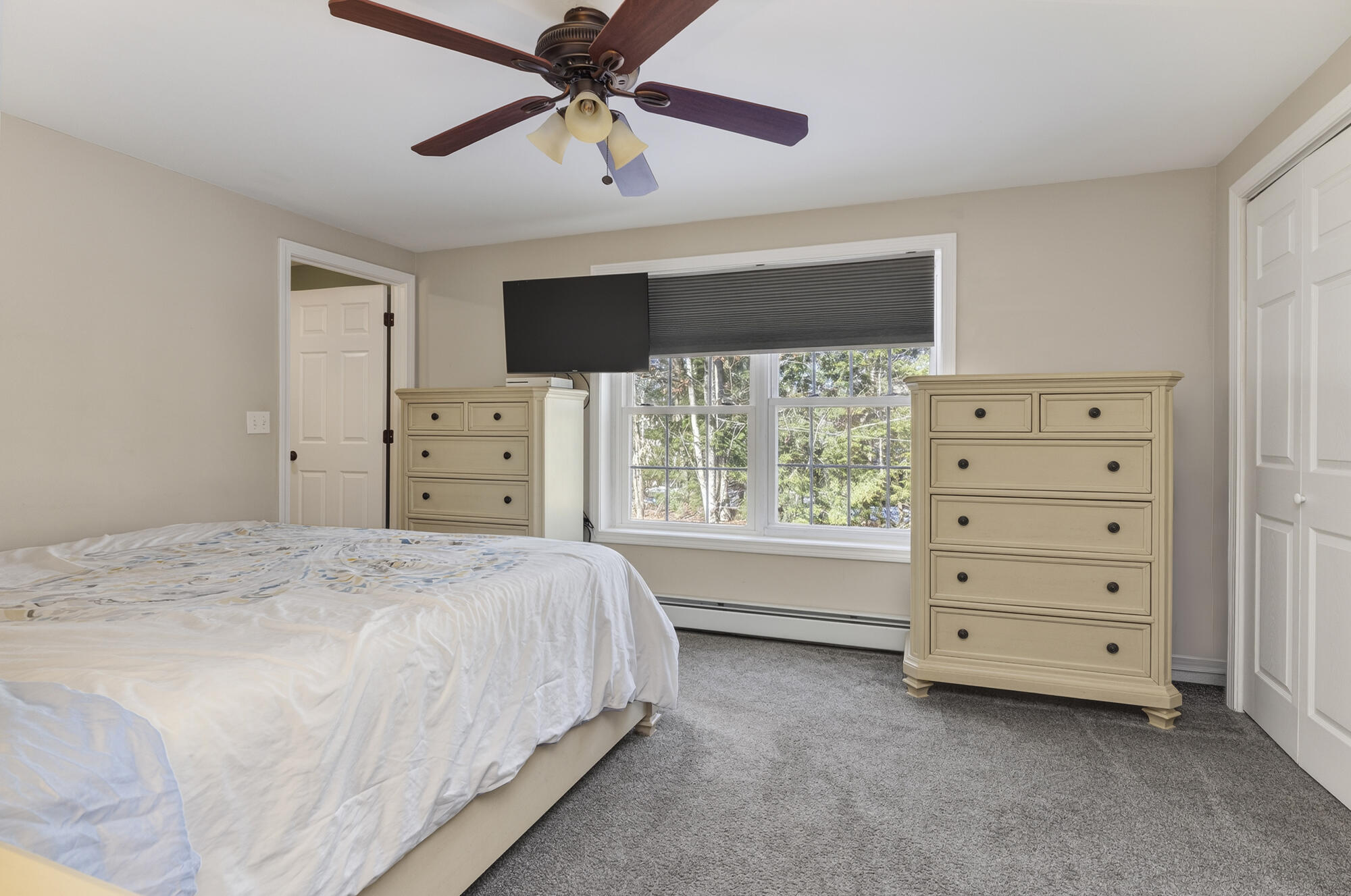 property viewer photo 16