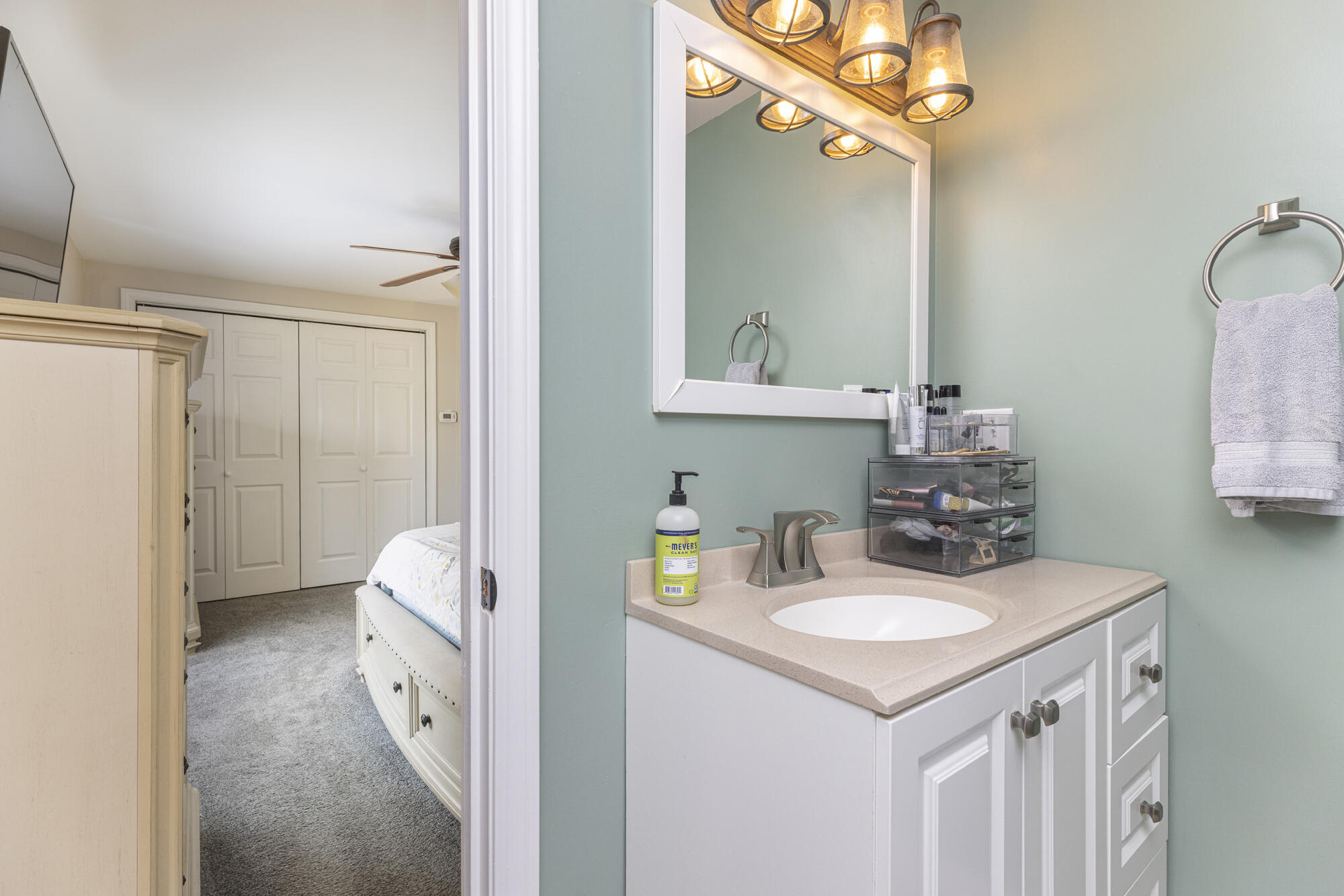 property viewer photo 19
