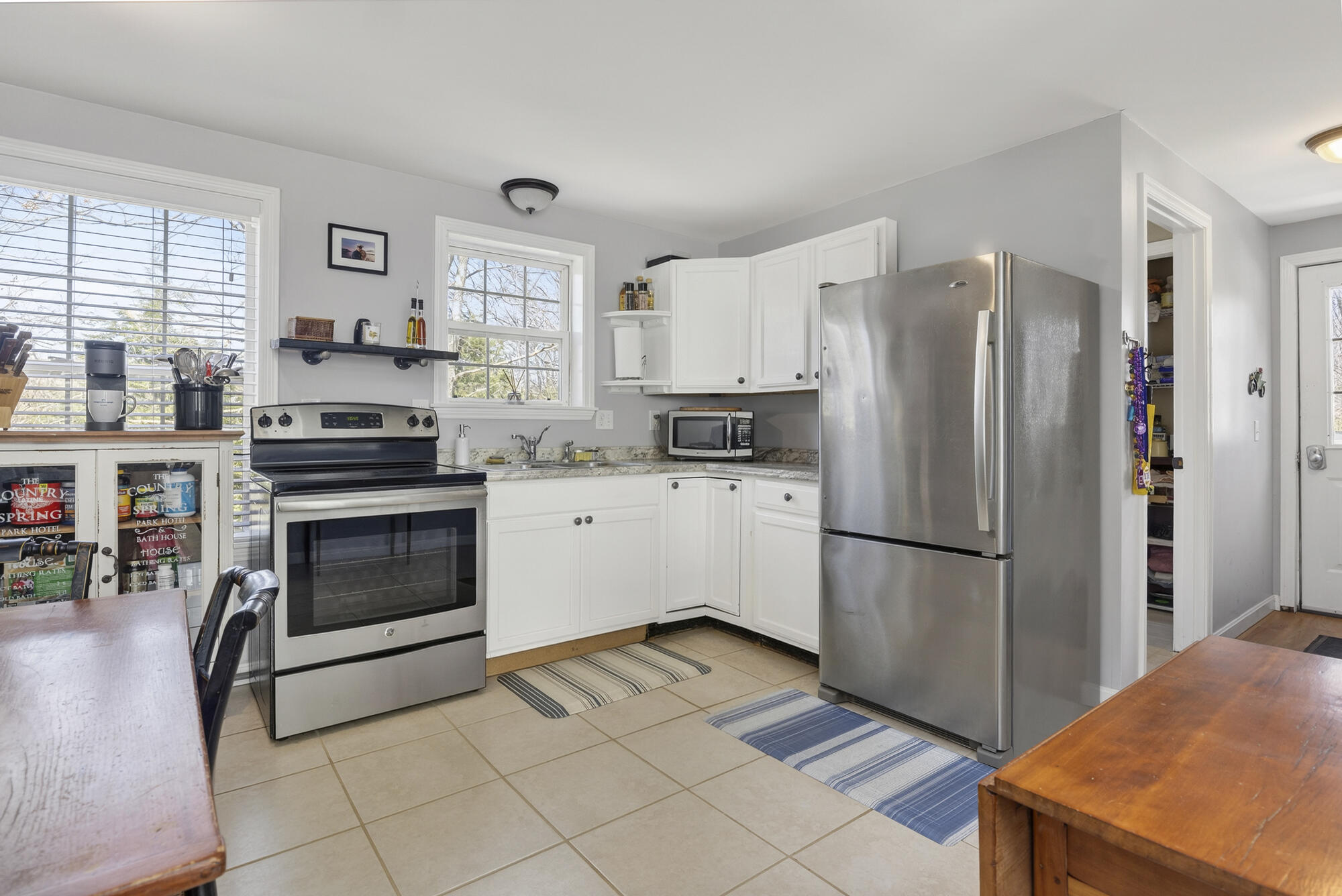 property viewer photo 40