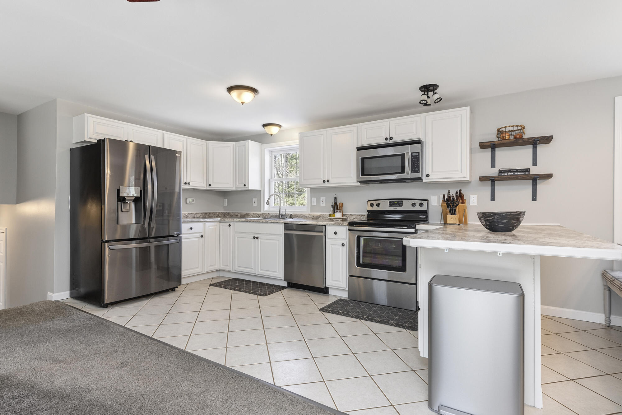 property viewer photo 9