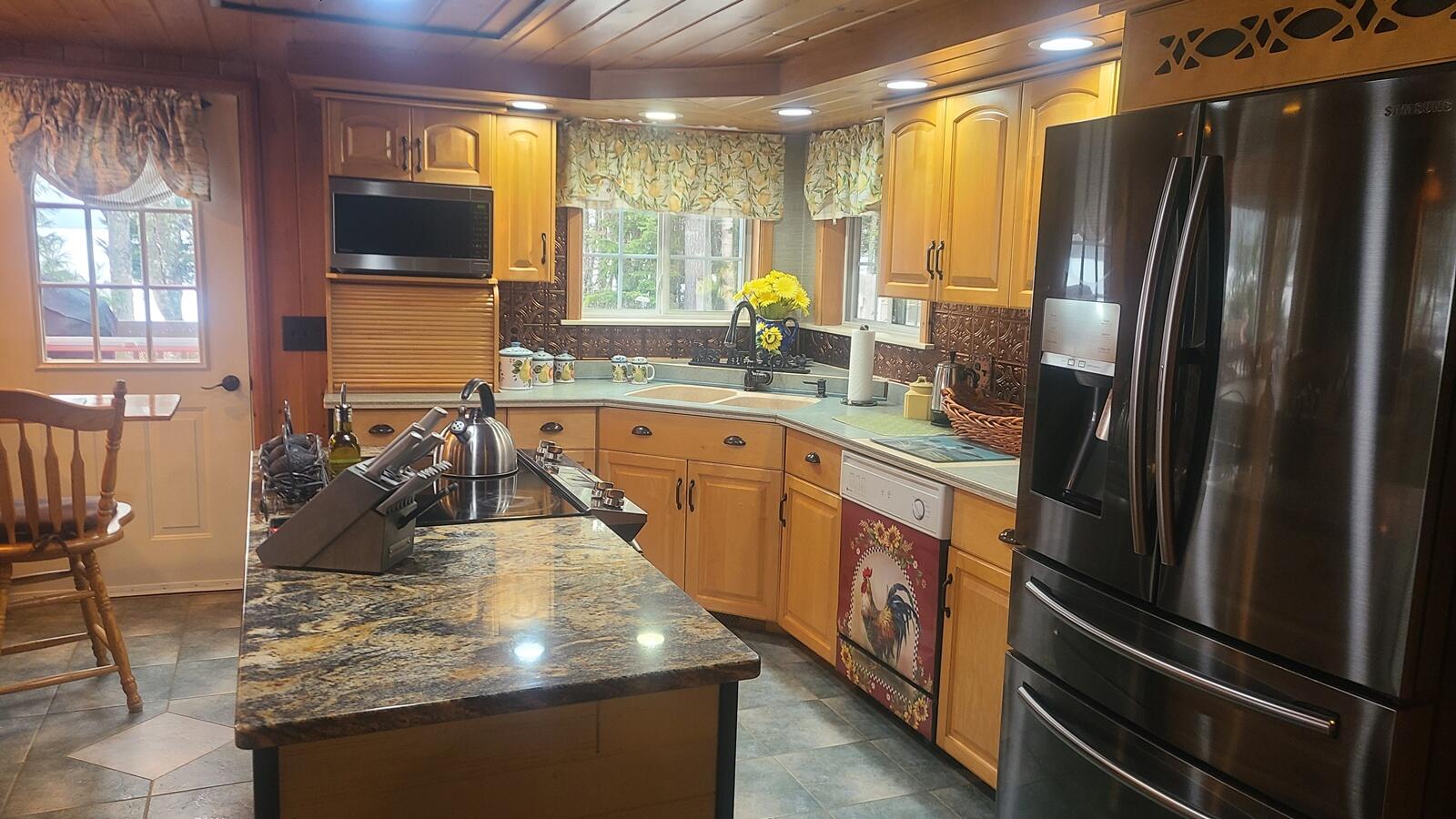 main property photo 18