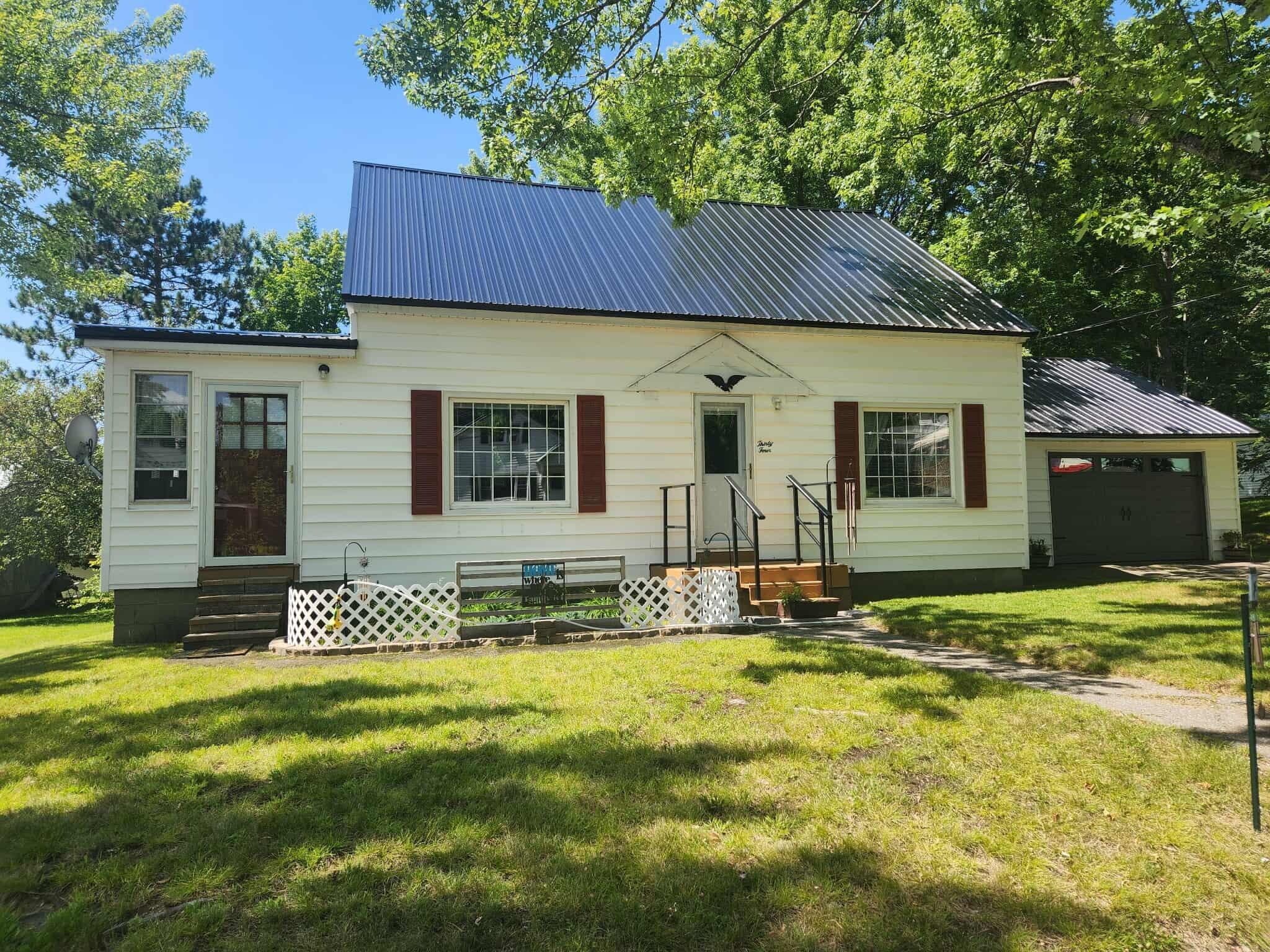 main property photo 32