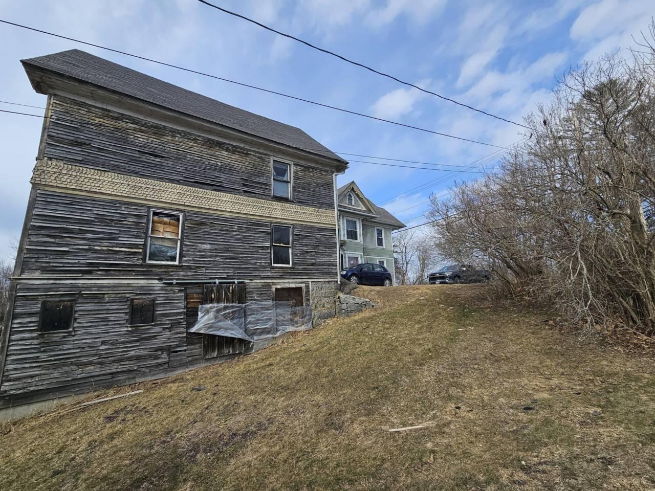 main property photo 83