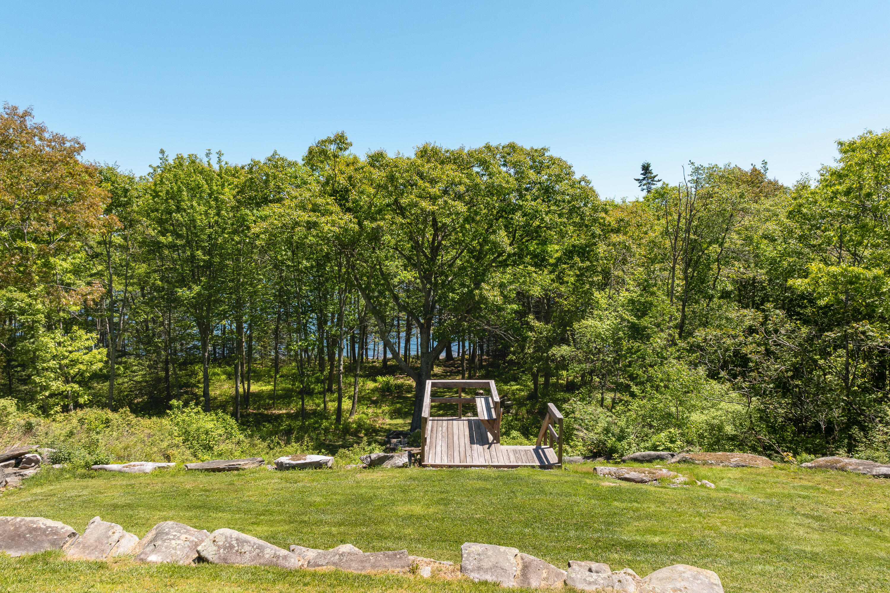 main property photo 11