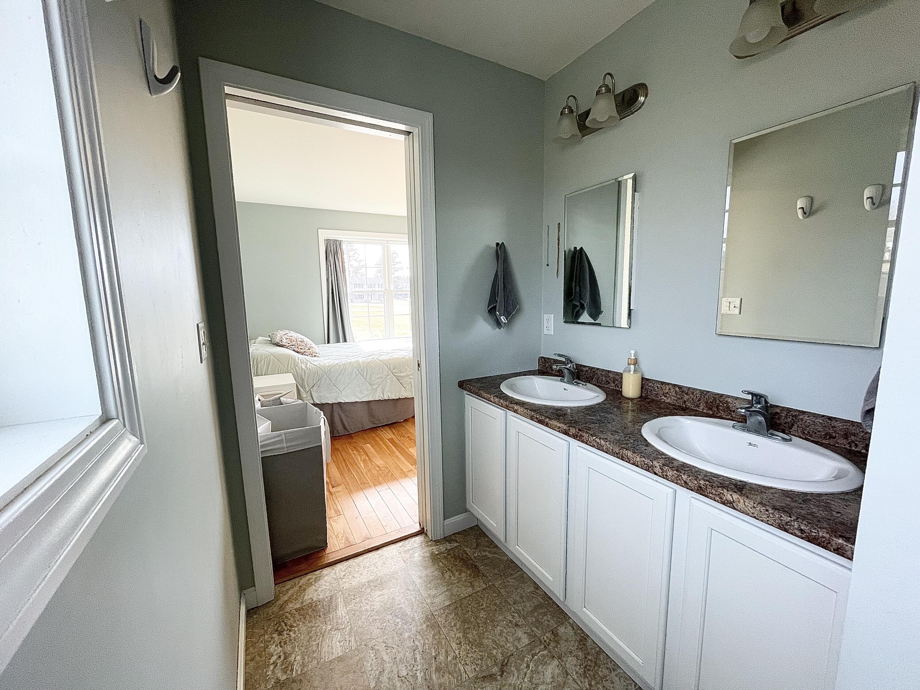 property viewer photo 15