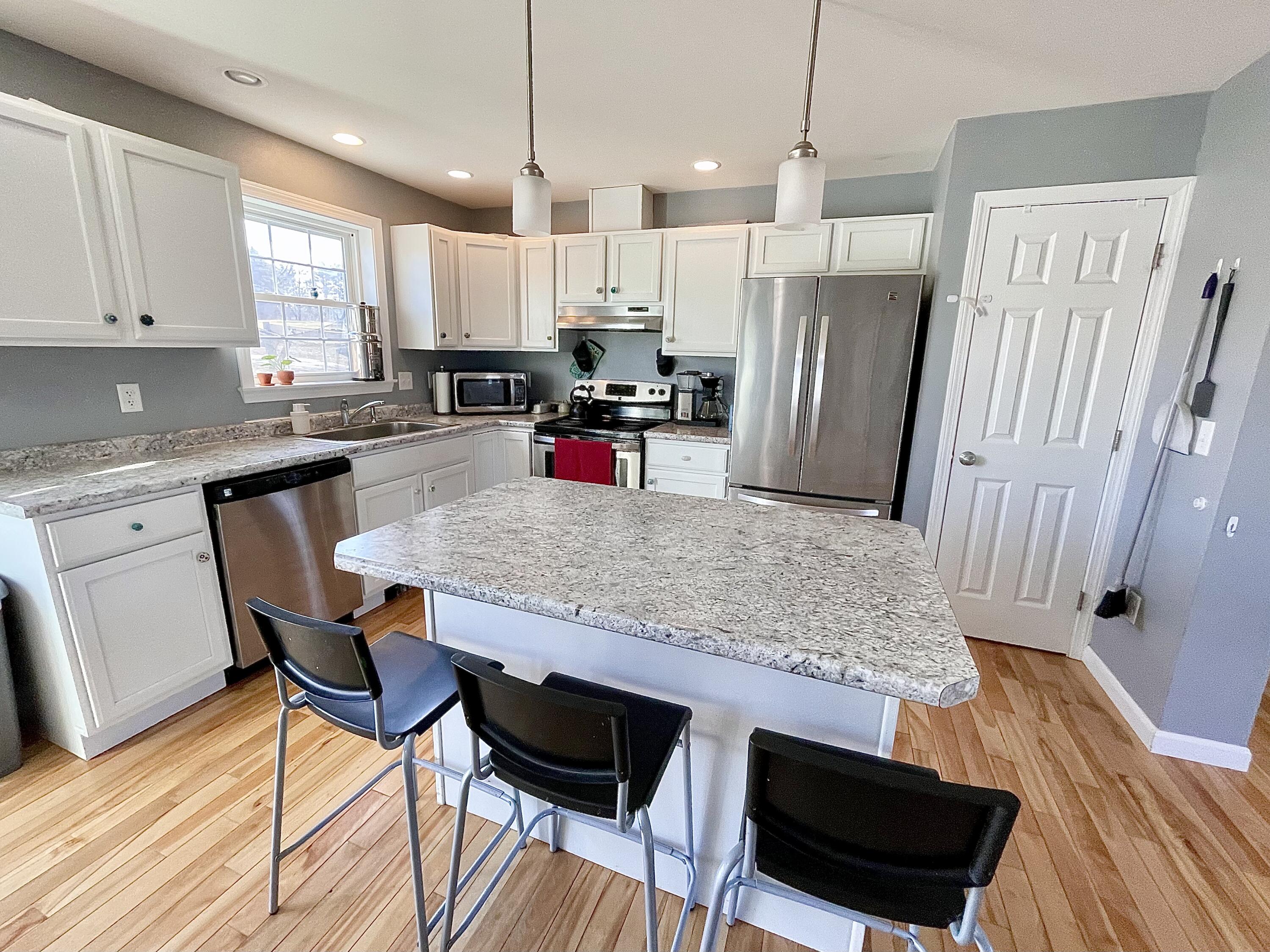 property viewer photo 5