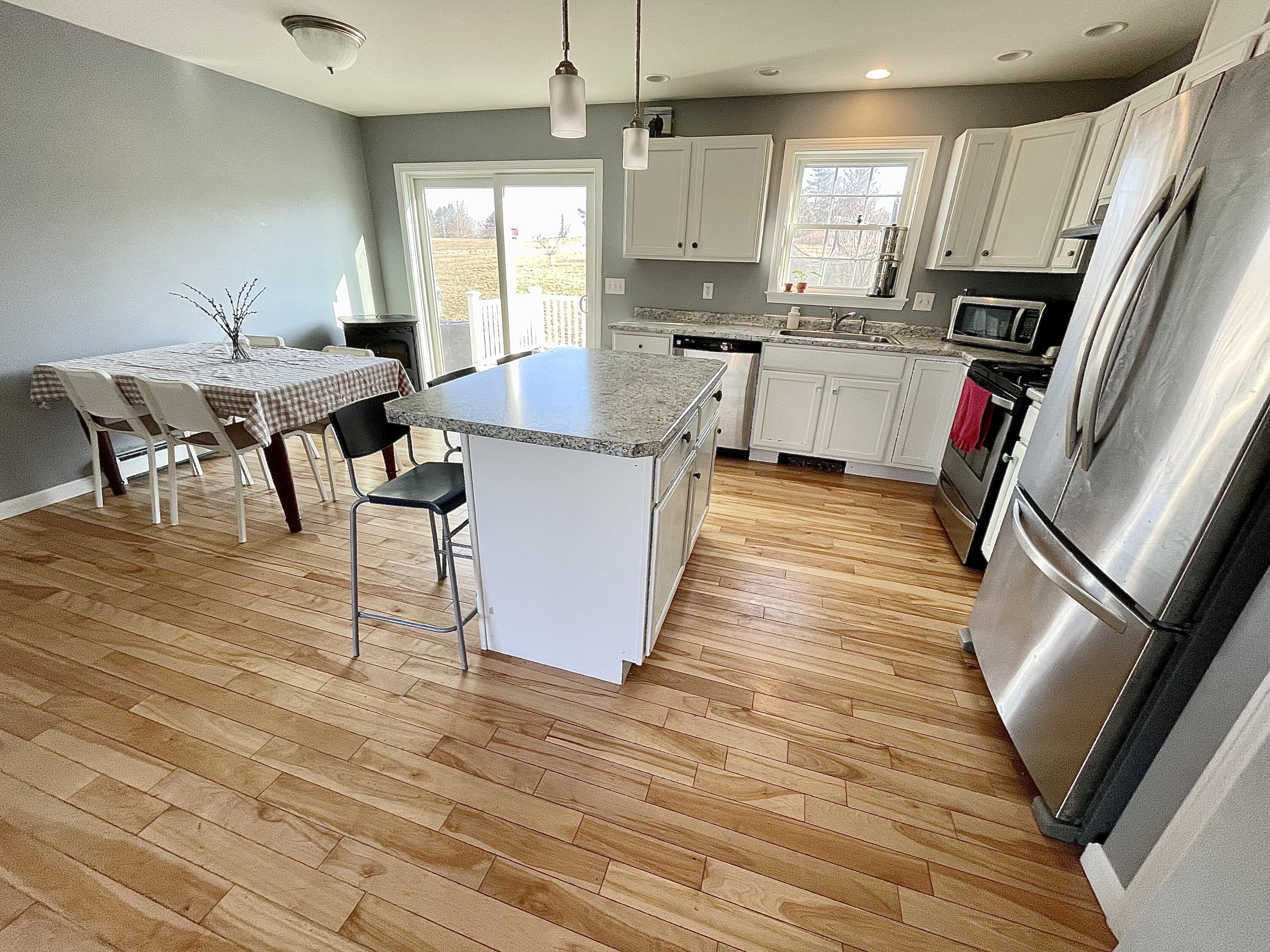property viewer photo 6