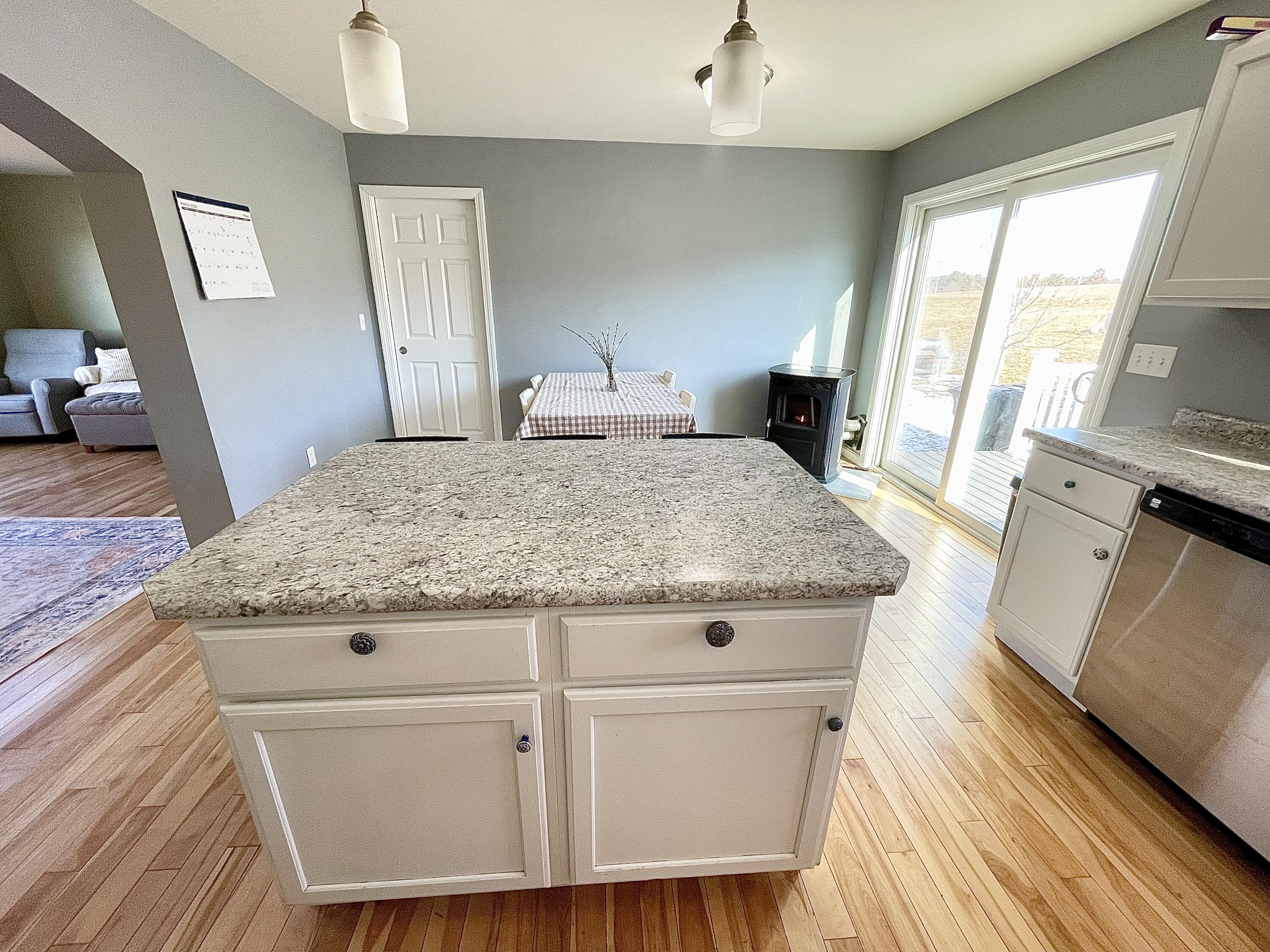property viewer photo 7