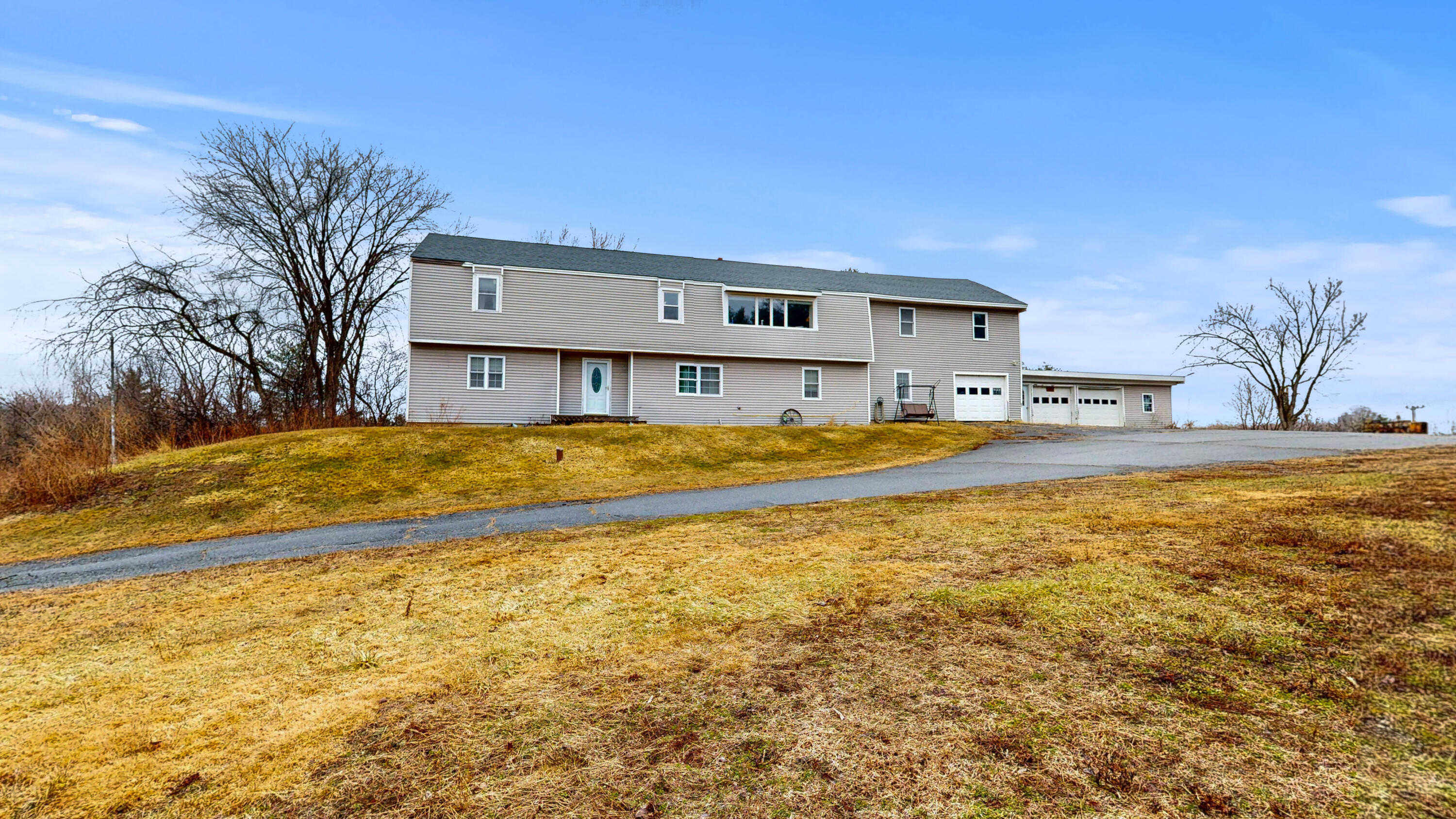 main property photo 41