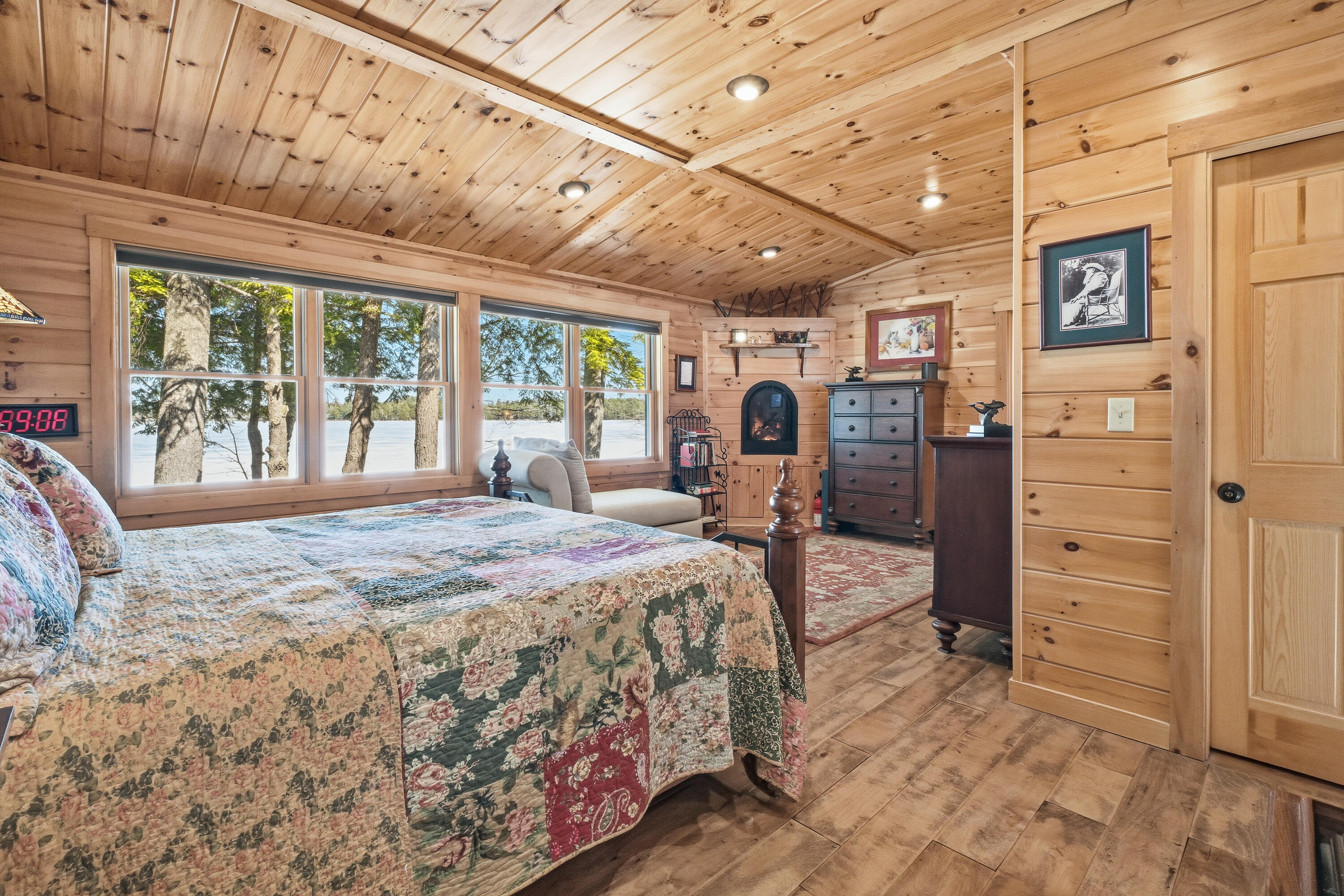 main property photo 48