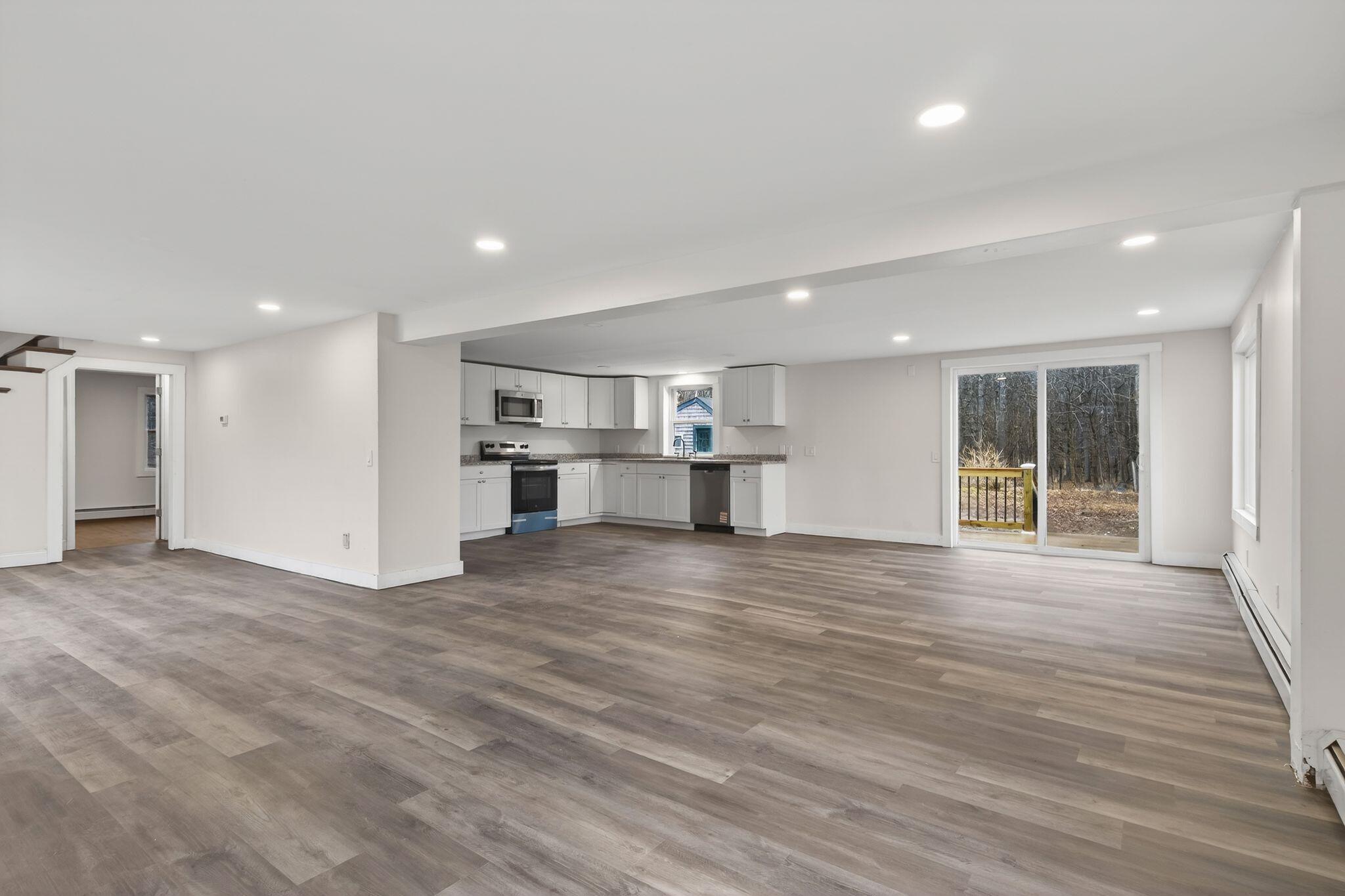 property viewer photo 1