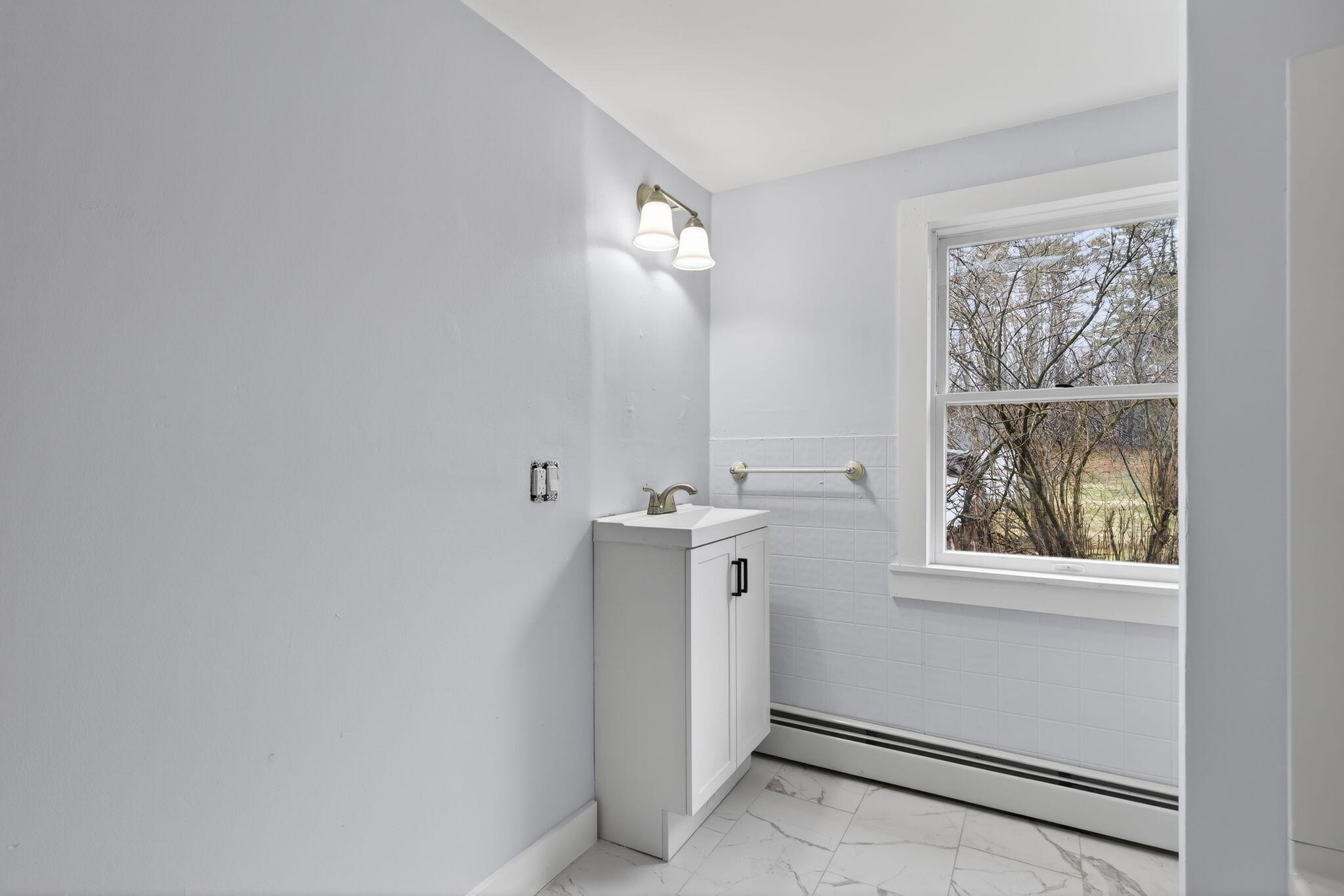 property viewer photo 12
