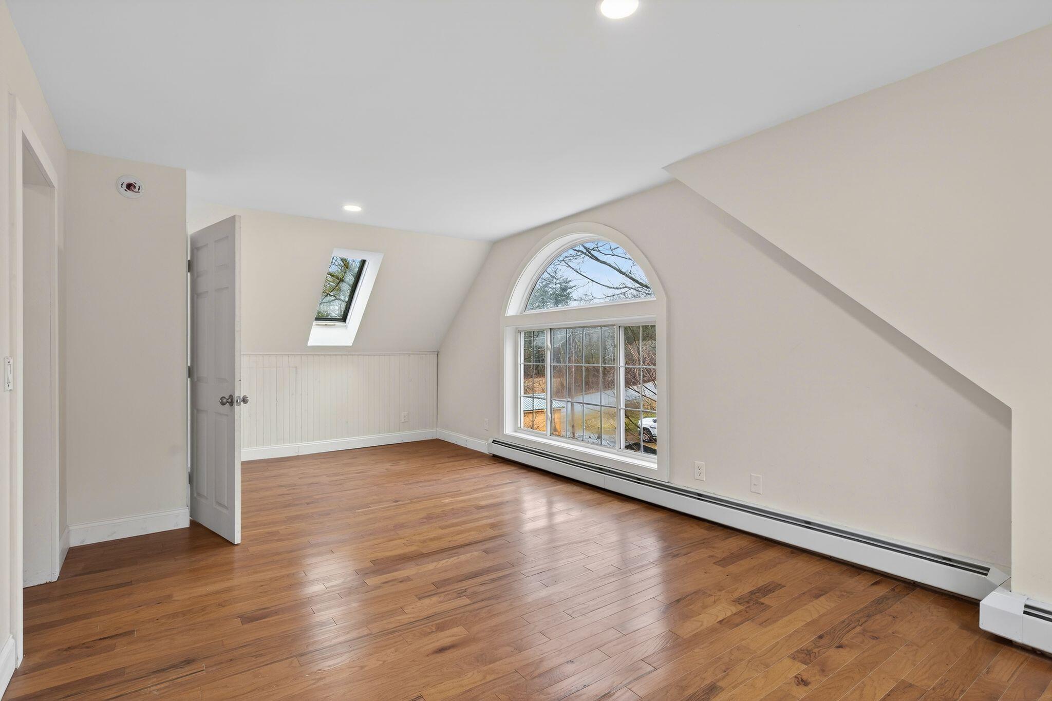 property viewer photo 14