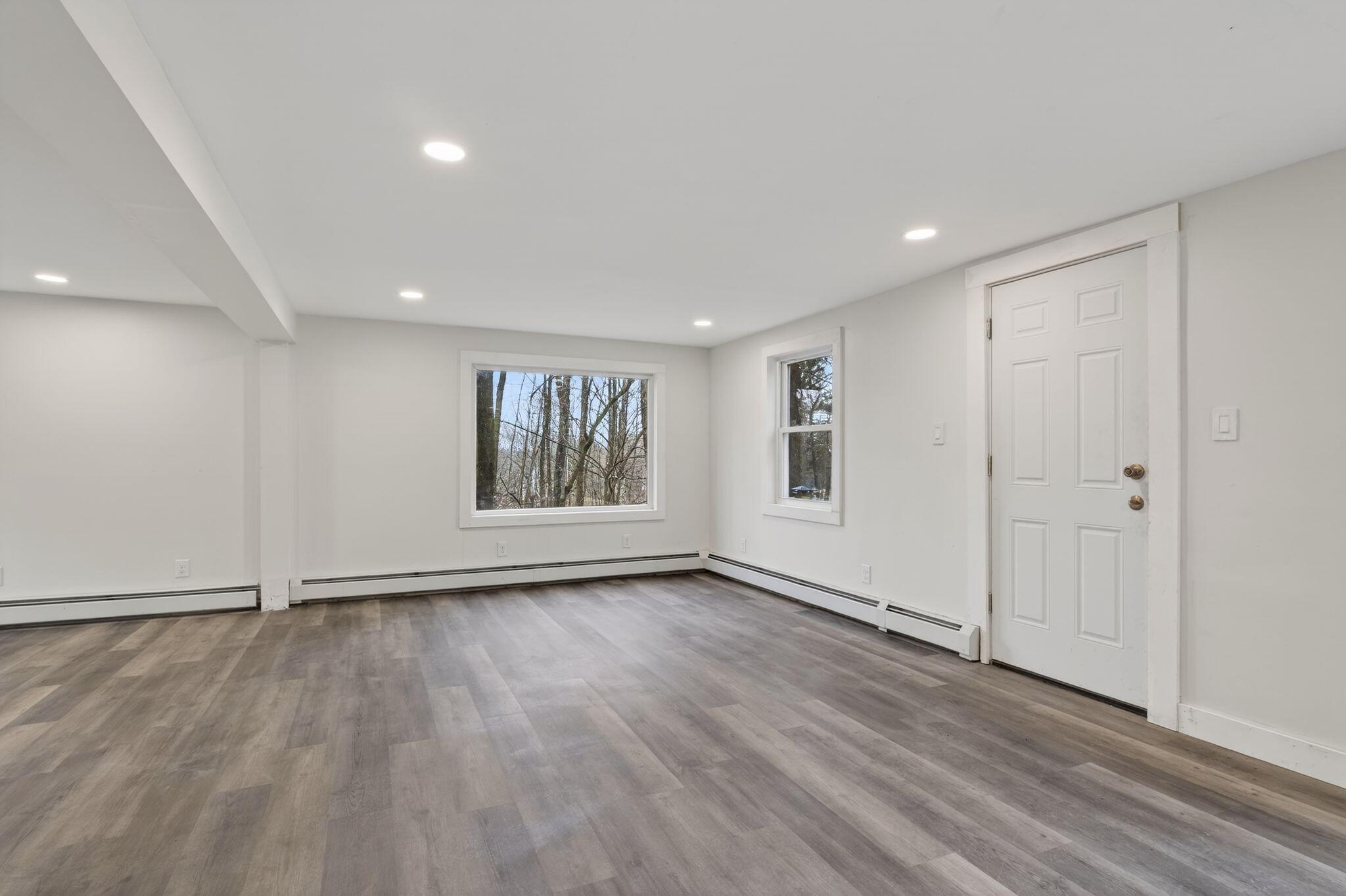 property viewer photo 2