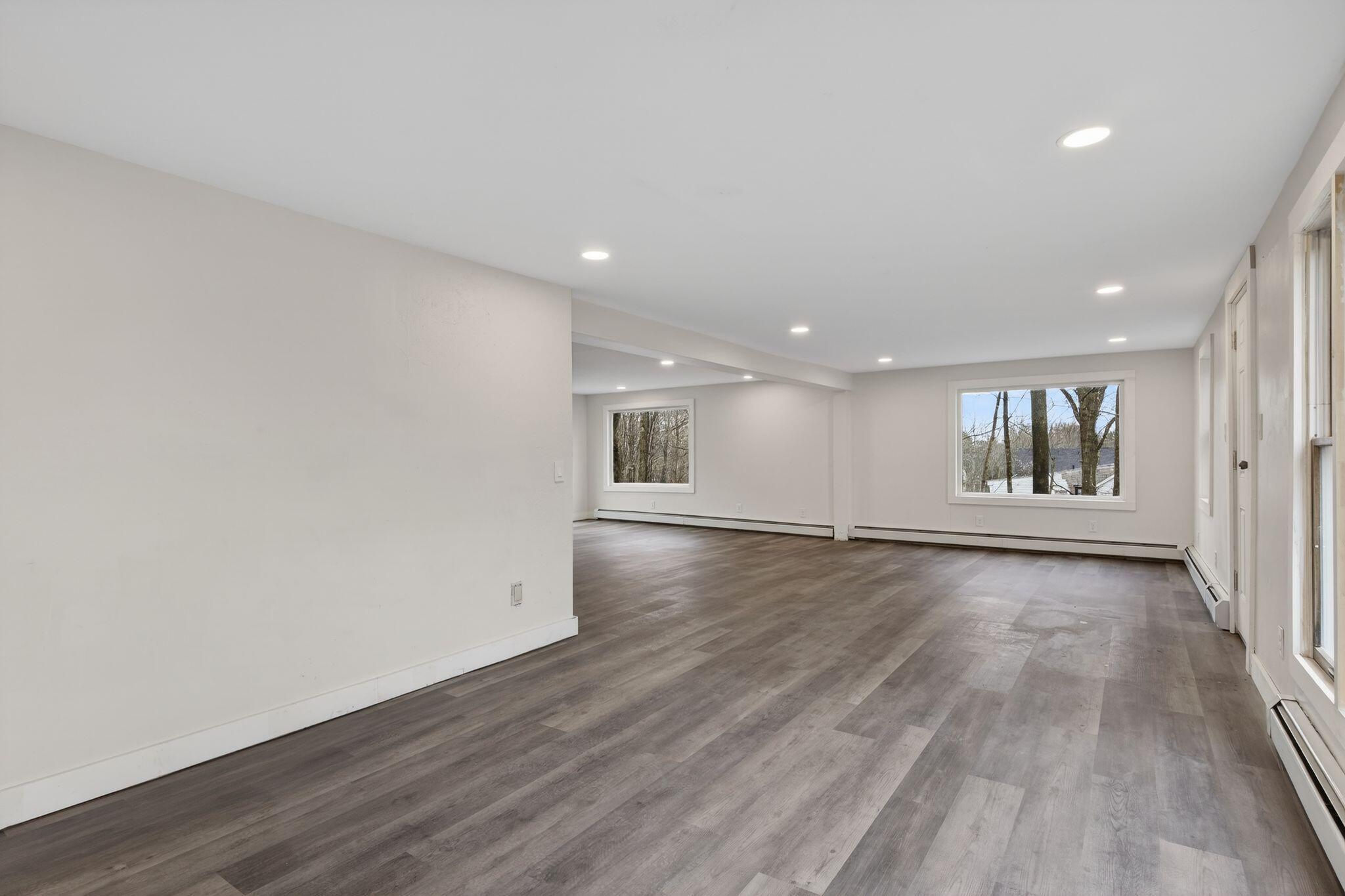 property viewer photo 4